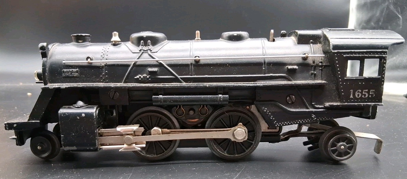 Lionel 1655 Vintage O Lines 2-4-2 Steam Locomotive with 6654W Tender NOT WORKING
