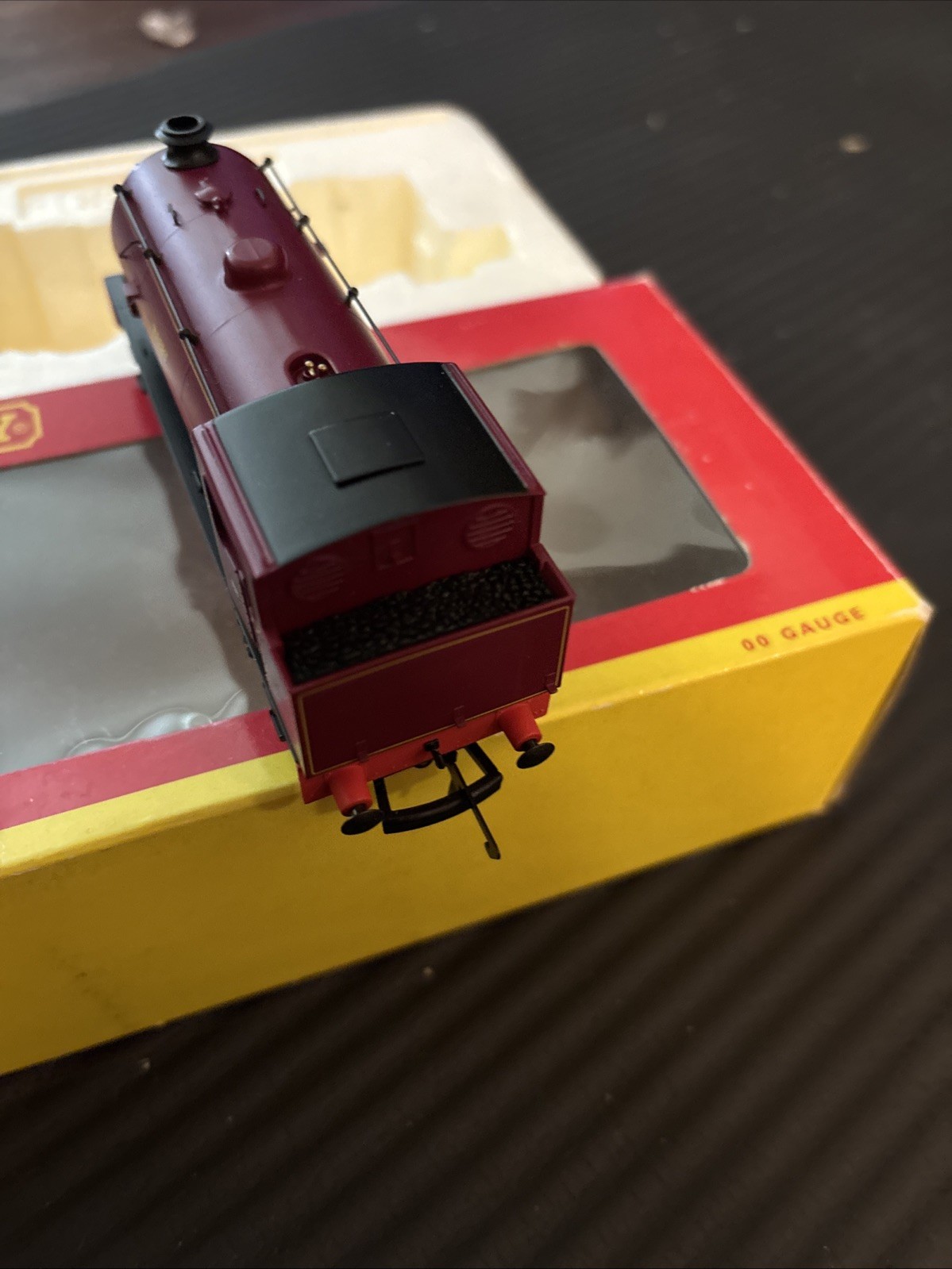 Hornby R2096 NCB 0-6-0ST J94 “Harry” Austerity Tank Engine