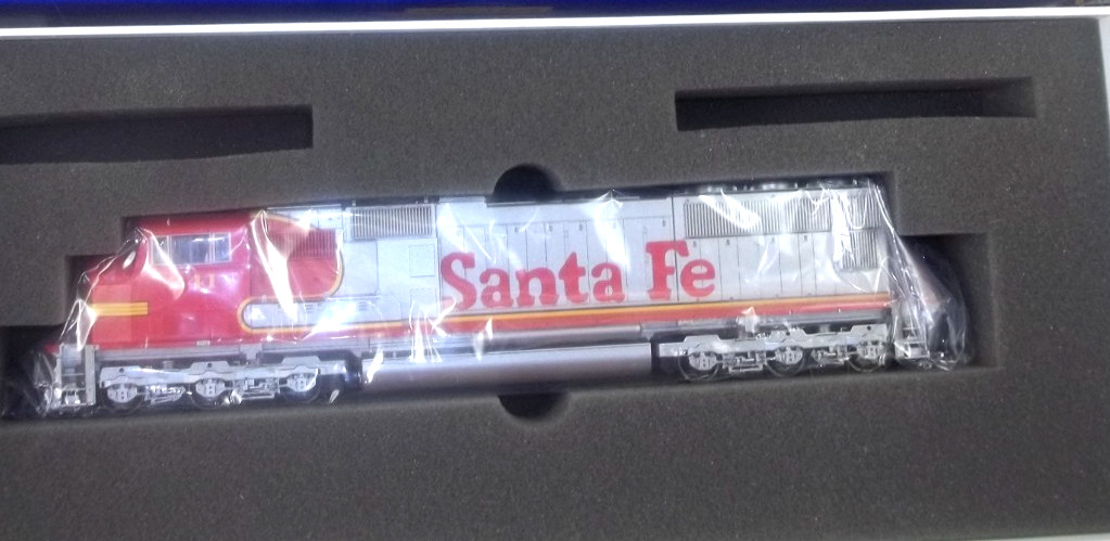 ATHEARN GENESIS HO NEW G6138 #2 SD75M AT&SF SANTA FE 241 OB NEW