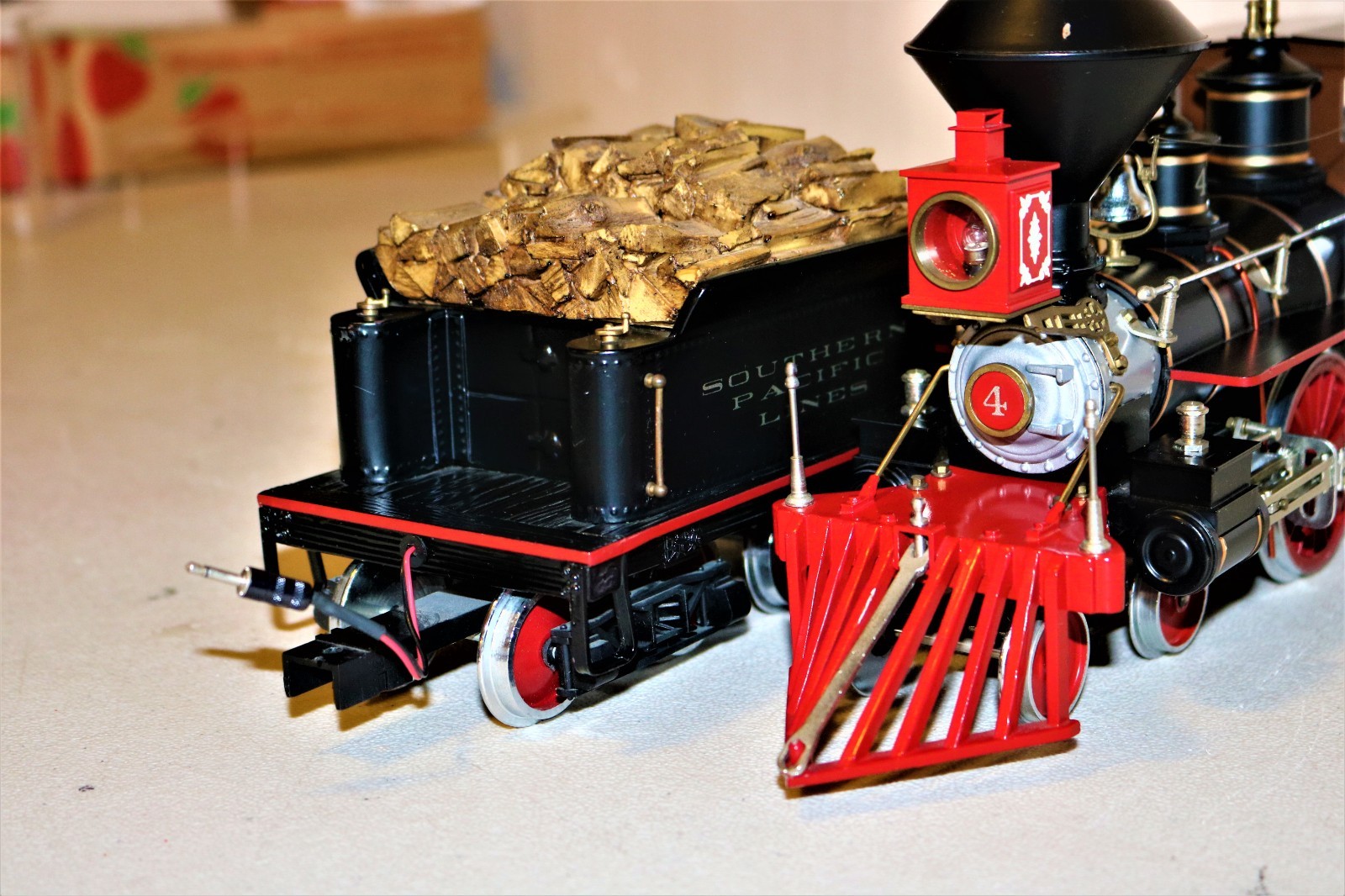 BEAUTIFUL RARE G scale Brass DELTON Southern Pacific Lines SP 4-4-0 #4 -Ser#44