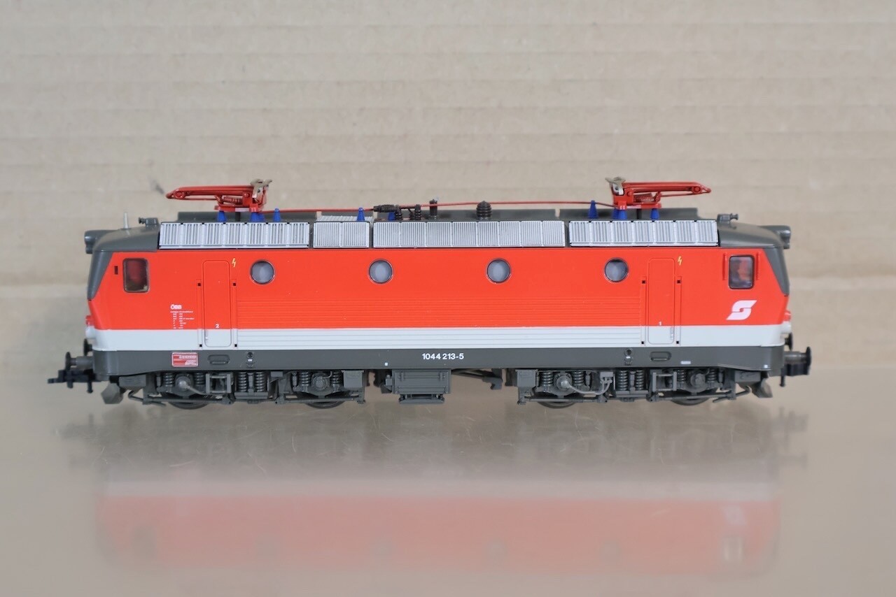 ROCO 43655 OBB ÖBB CLASS BR 1044 213-5 E-LOK ELECTRIC LOCOMOTIVE BOXED on
