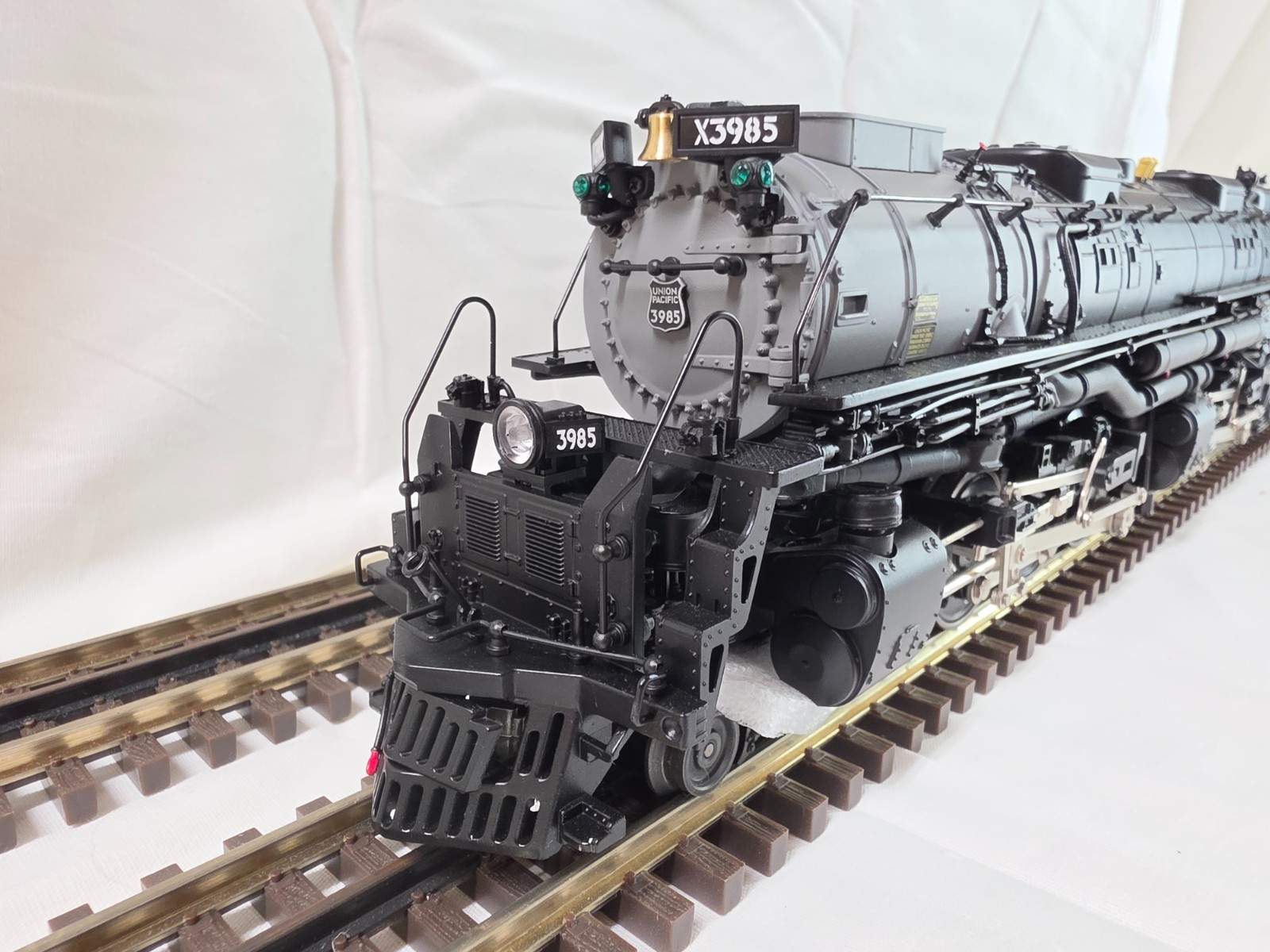 Lionel 1931260 VISION Challenger 4-6-6-4 Union Pacific #3985