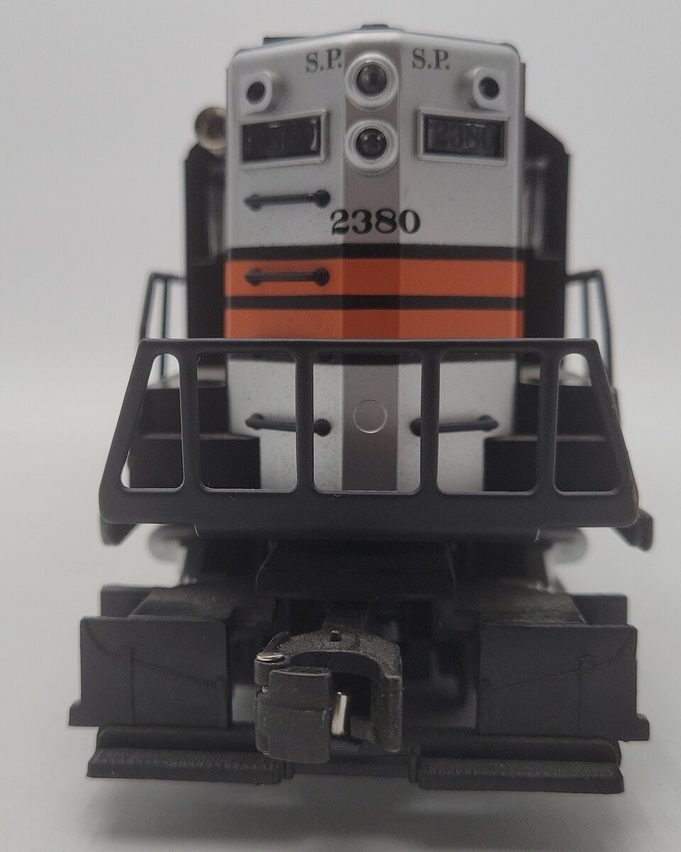 Lionel 6-18562 O Gauge Southern Pacific GP-9 Diesel Locomotive #2380 EX/Box