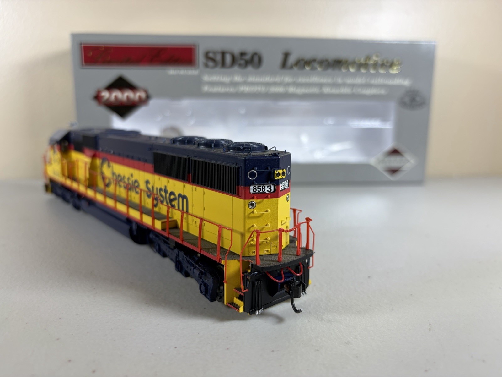 HO Proto 2000 DCC Equipped Chessie System(B&O) SD50 #8583
