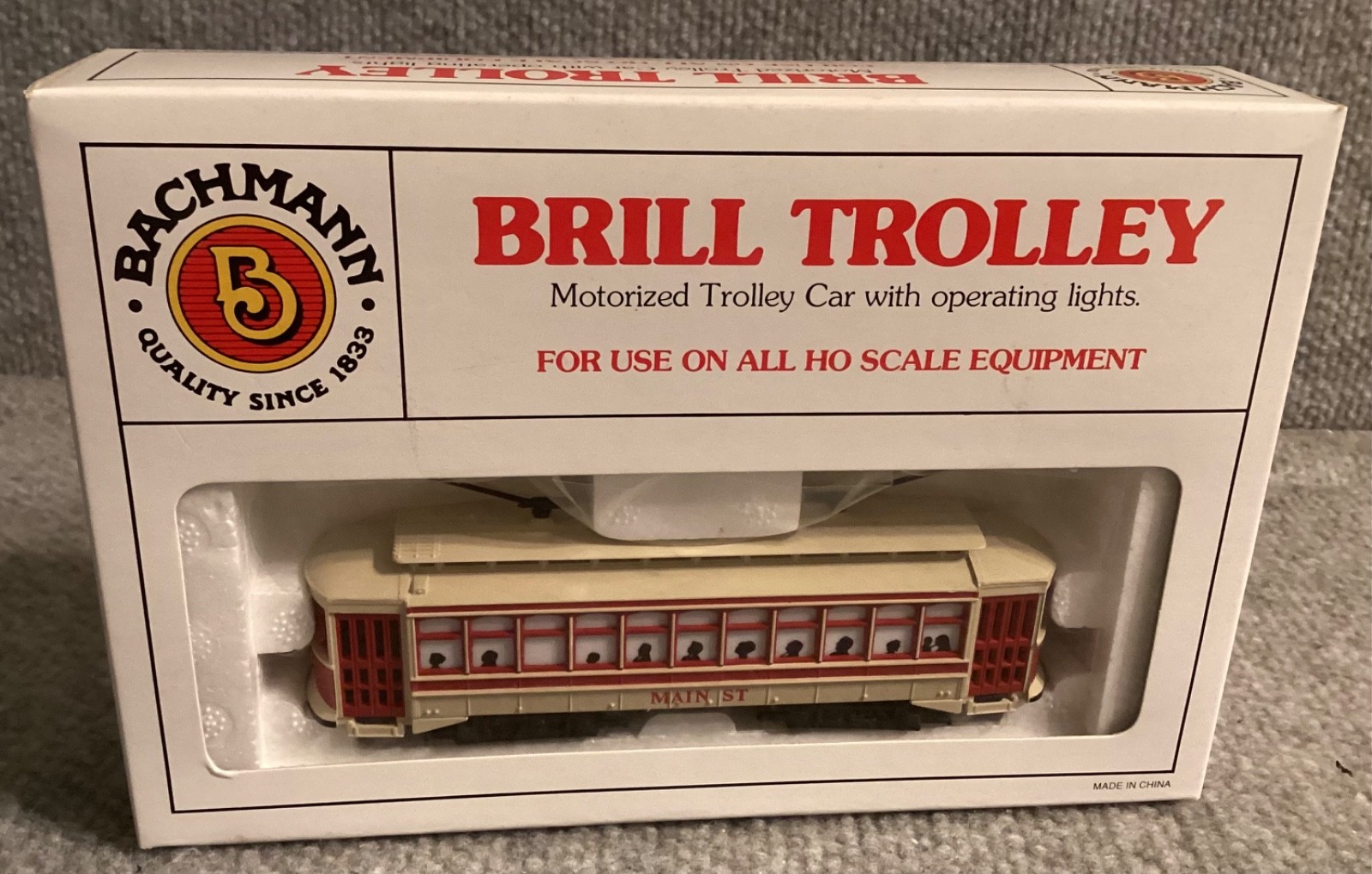 BACHMANN HO Gauge Lighted Brill Trolley- Main Street 61047
