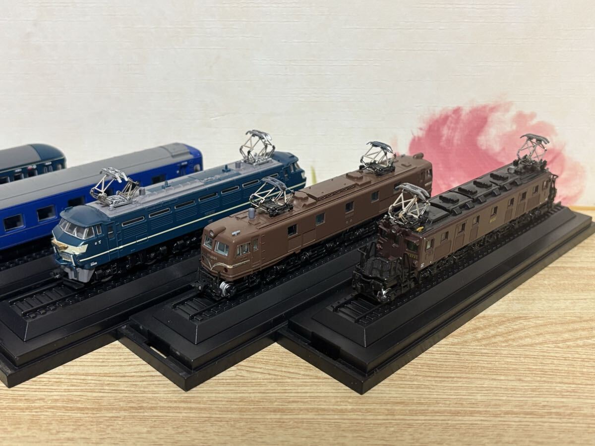 N Gauge Size Japanese Railway Collection 11-Car Set DD51 Diesel Locomotive DF50
