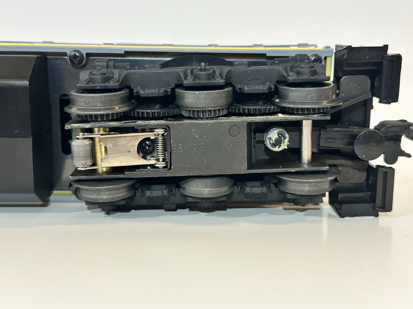 Lionel 6-18215 O Gauge CSX Dash 8 40-C Diesel Engine #7643 EX+/Original Box