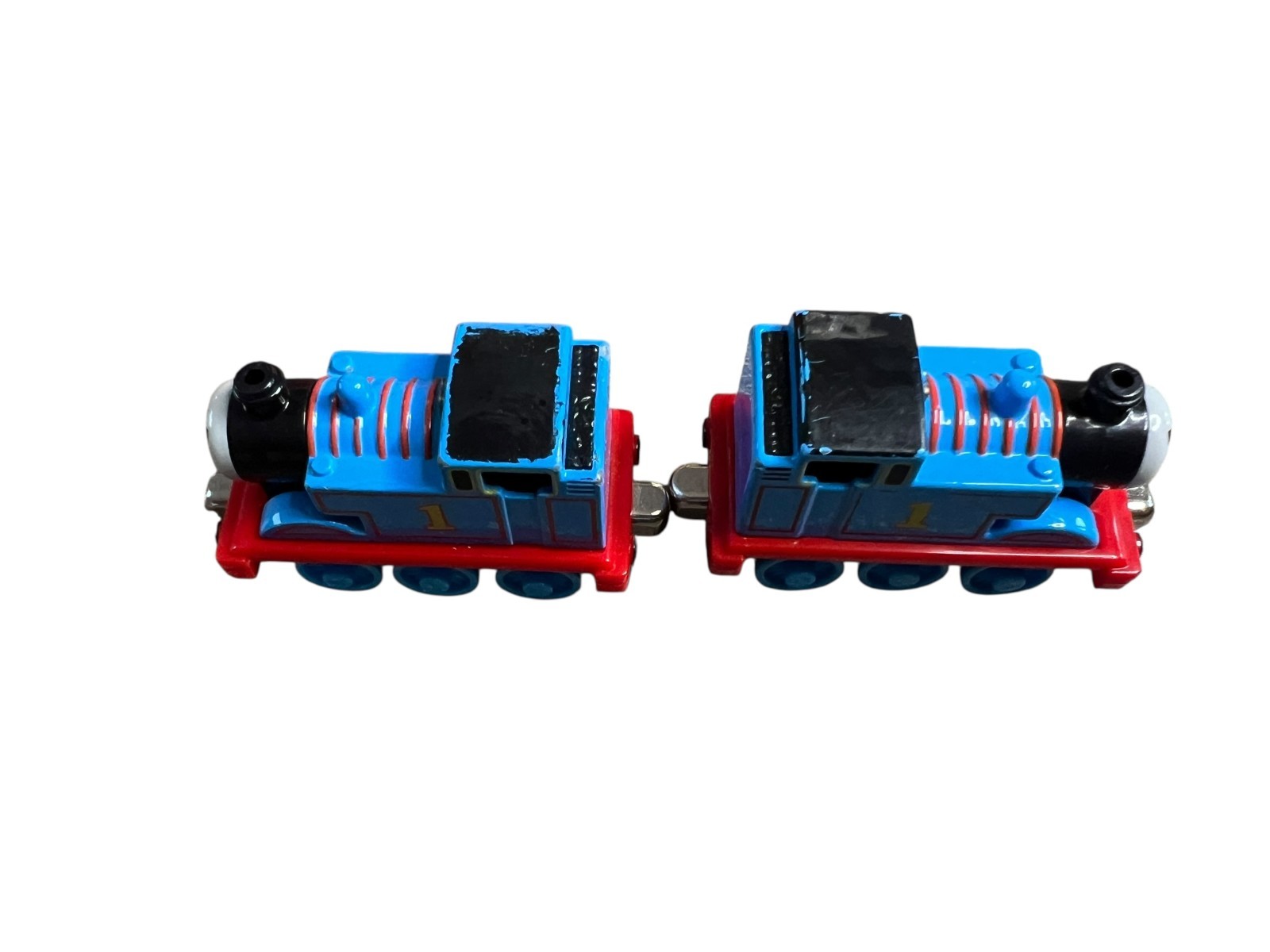 Thomas & Friends Take-n-Play Diecast Thomas Engines & Cargo Car Lot 2009 Mattel