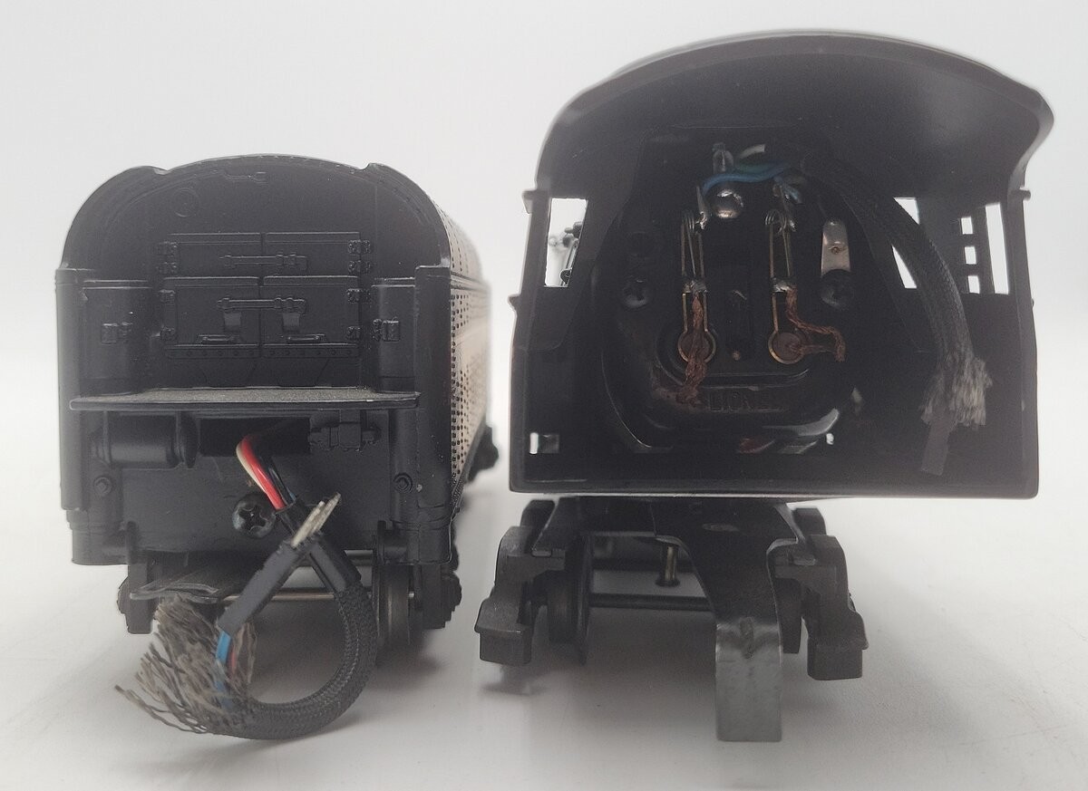 Lionel 6-18040 O Norfolk & Western 4-8-4 J Class Steam Locomotive & Tender #612