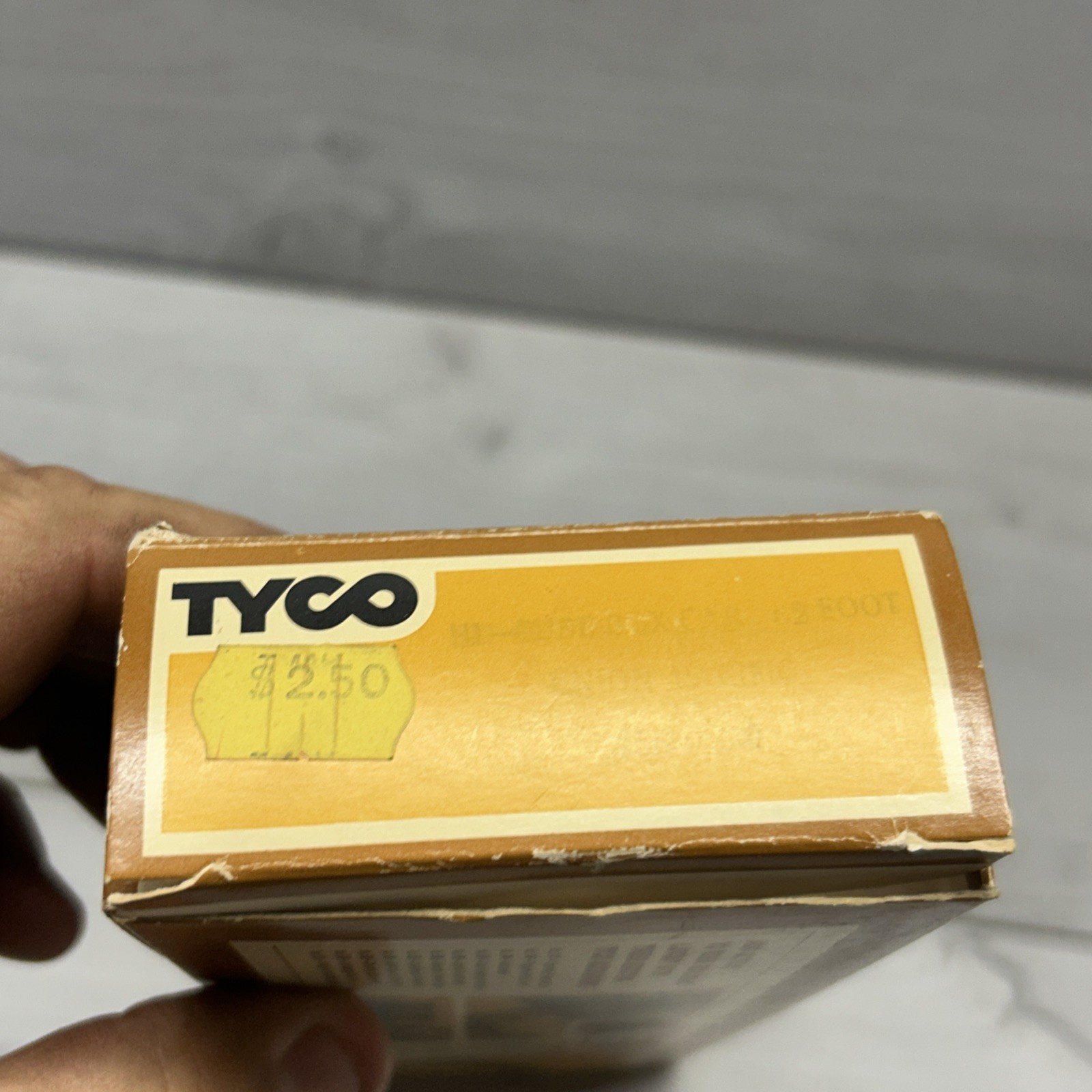 HO Scale Union Pacific Railroad 50′ High Roof Boxcar #300631