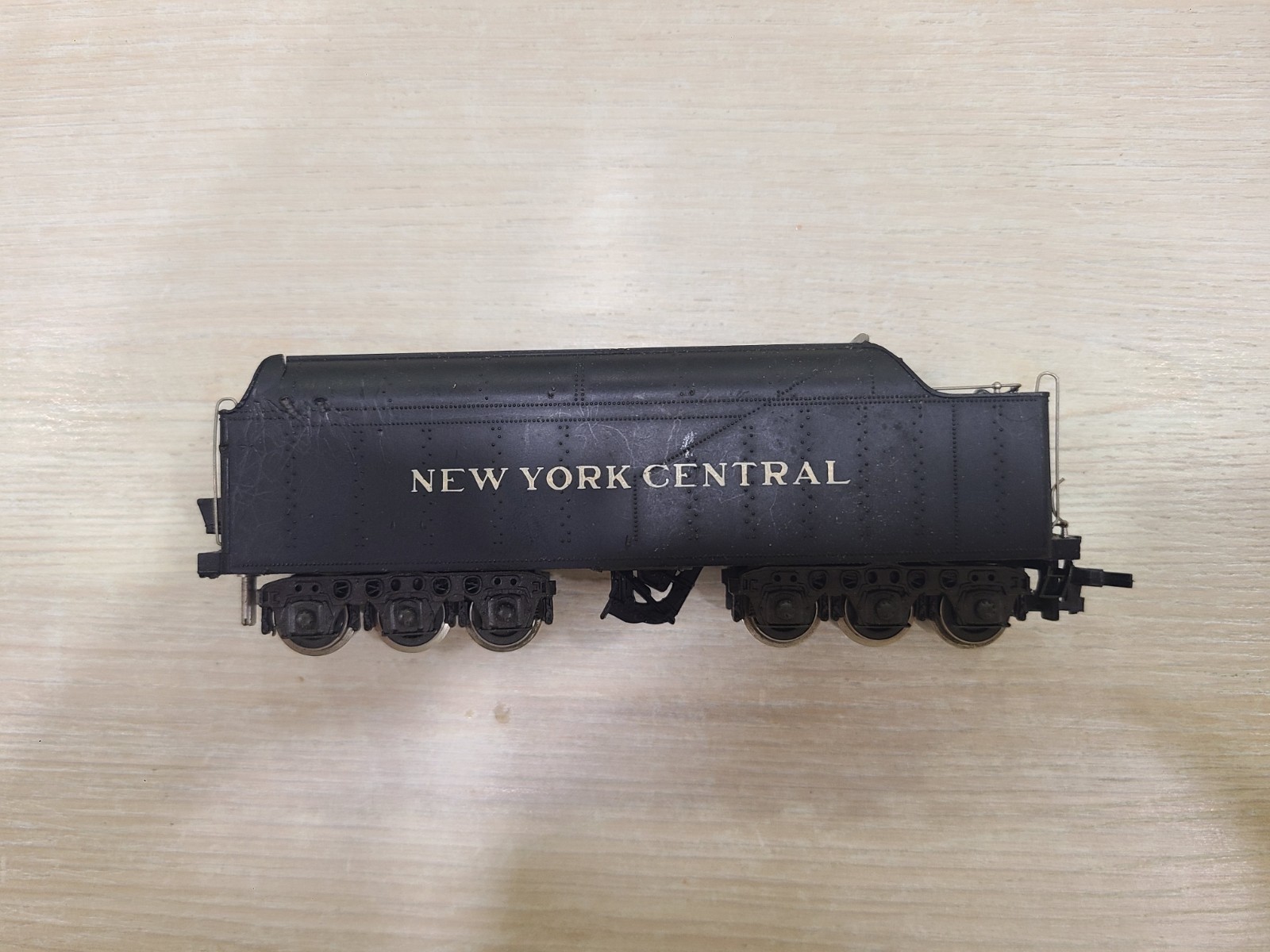 AHM/Riverossi 464 New York Central 5405 HO Locomotive. See Description