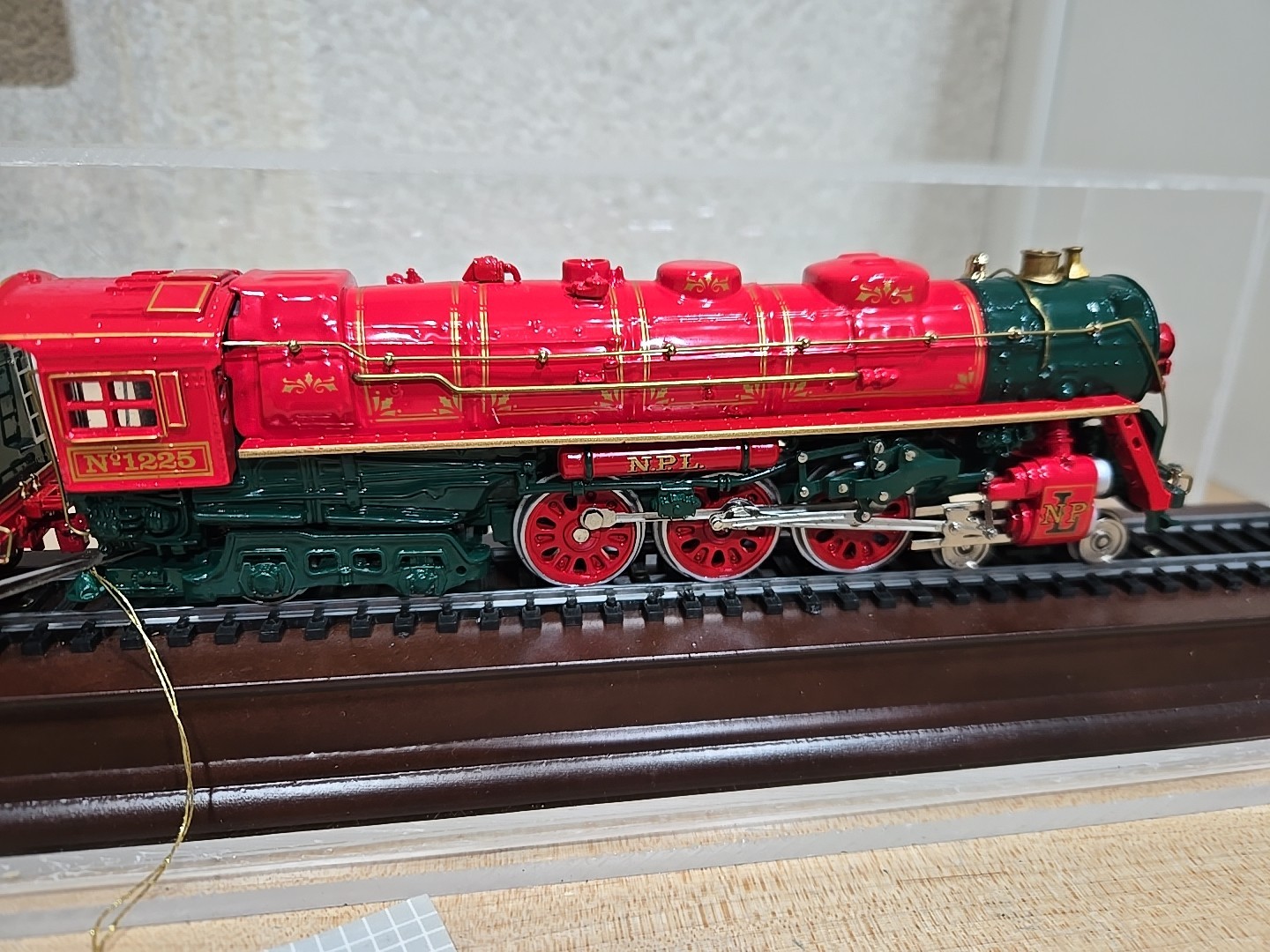 Franklin Mint HO Train North Pole Limited Steam Locomotive Tender Car Track Case