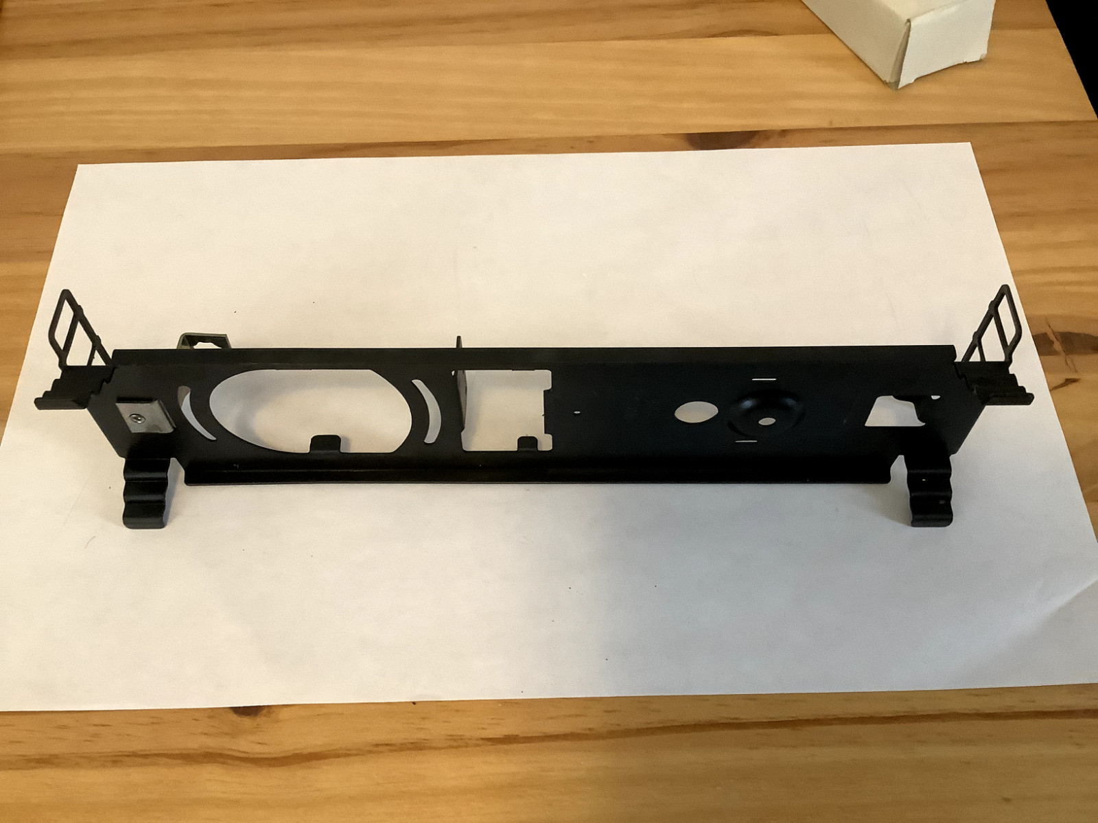 Lionel O-GAUGE; Switcher frame has 8010- 11 stamped never used