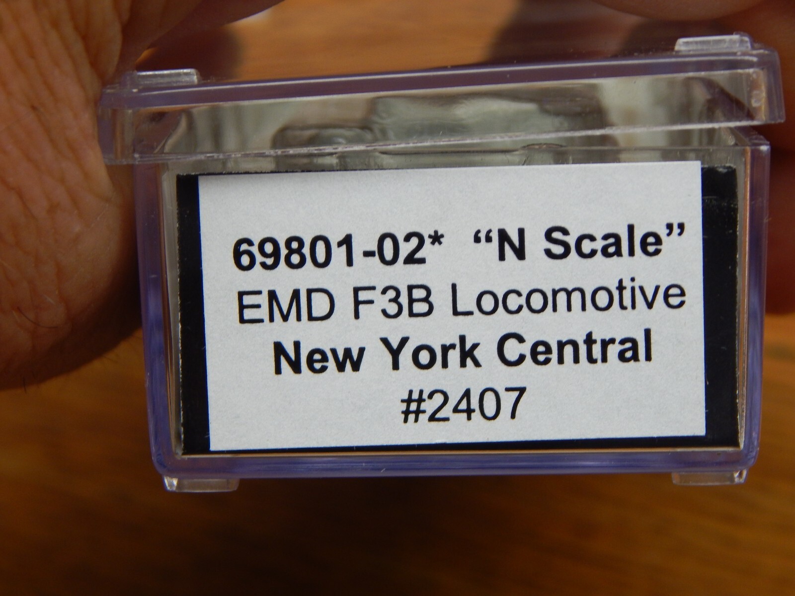 INTERMOUNTAIN 69801-02 NYC EMD F3B POWERED LOCO USED VERY LITTLE W/BOX N SCALE