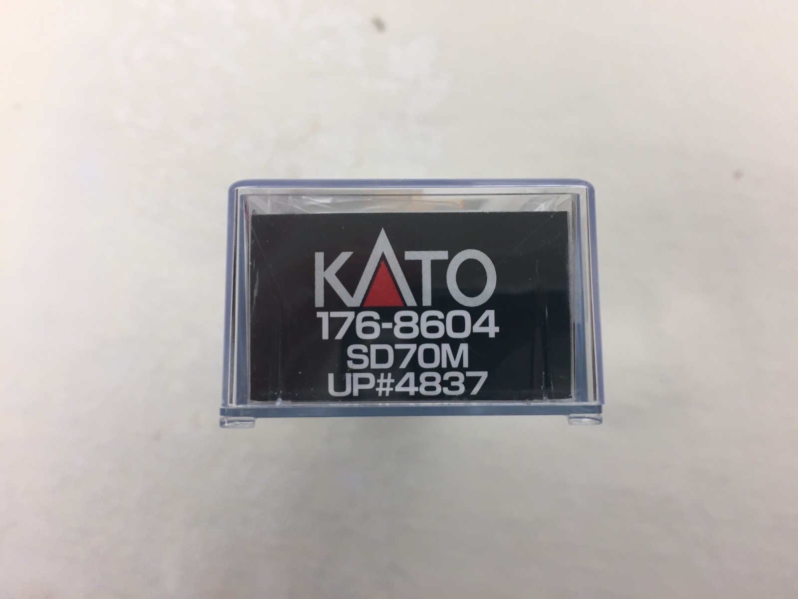 KATO Union Pacific – EMD SD70M Rd #4837 – *MINT* – OOP