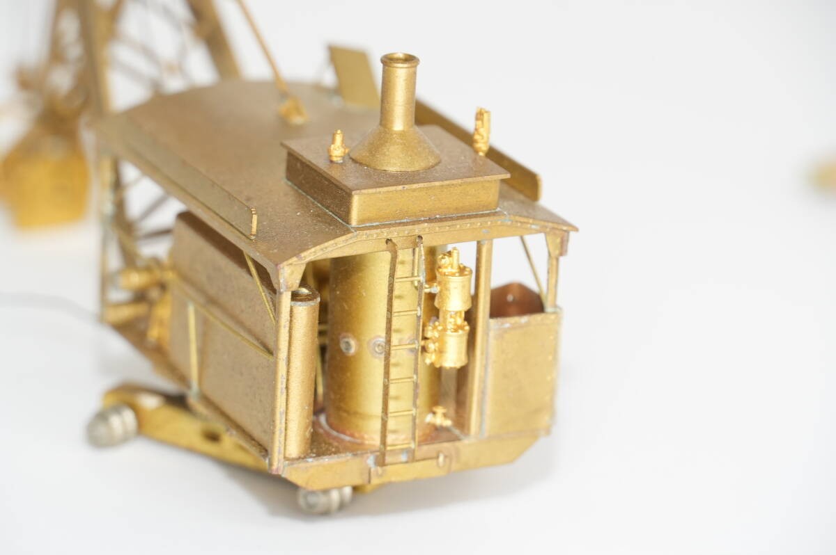 Overland Models A.H. Log Loader on Dollies Logging Maintenance Car HO Gauge 081
