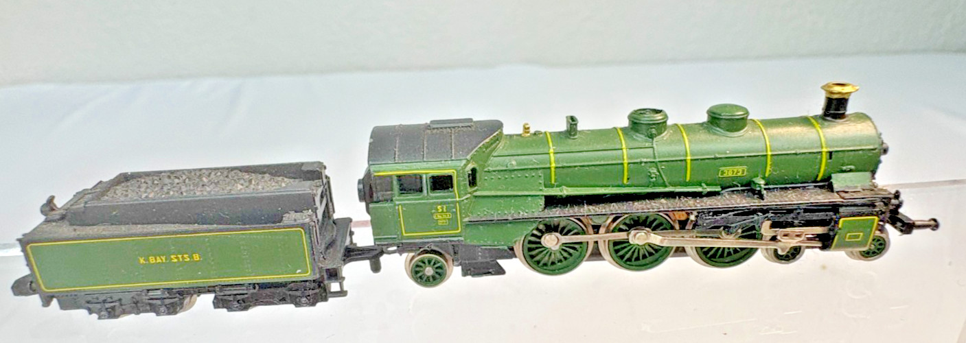 Z Scale Marklin Mini-Club 8102 K.Bay.Sts.B Bavarian S3/6 4-6-2 Loco & Passenger
