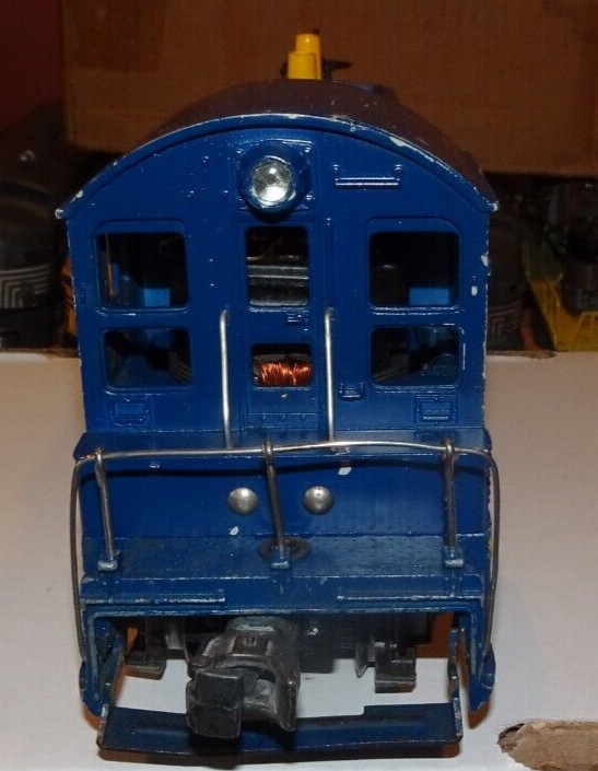 O Gauge 3-Rail Lionel Postwar 624 C&O Chesapeake & Ohio EMD NW-2 Diesel Switcher