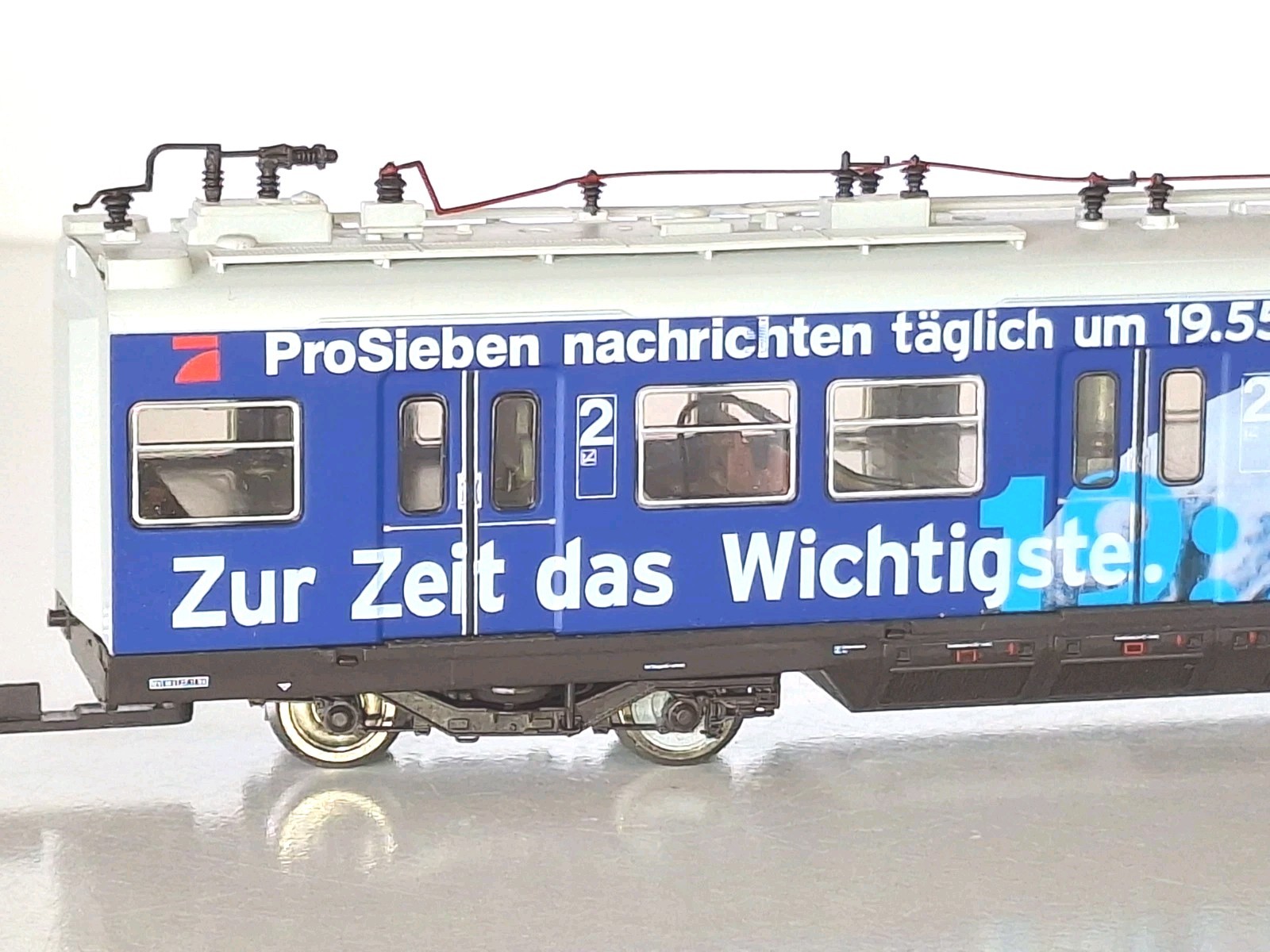 Roco 63006 DCC Ready DB ET 420, 3 Part Urban Railcar Set. Lighting. Exc Cond.HO