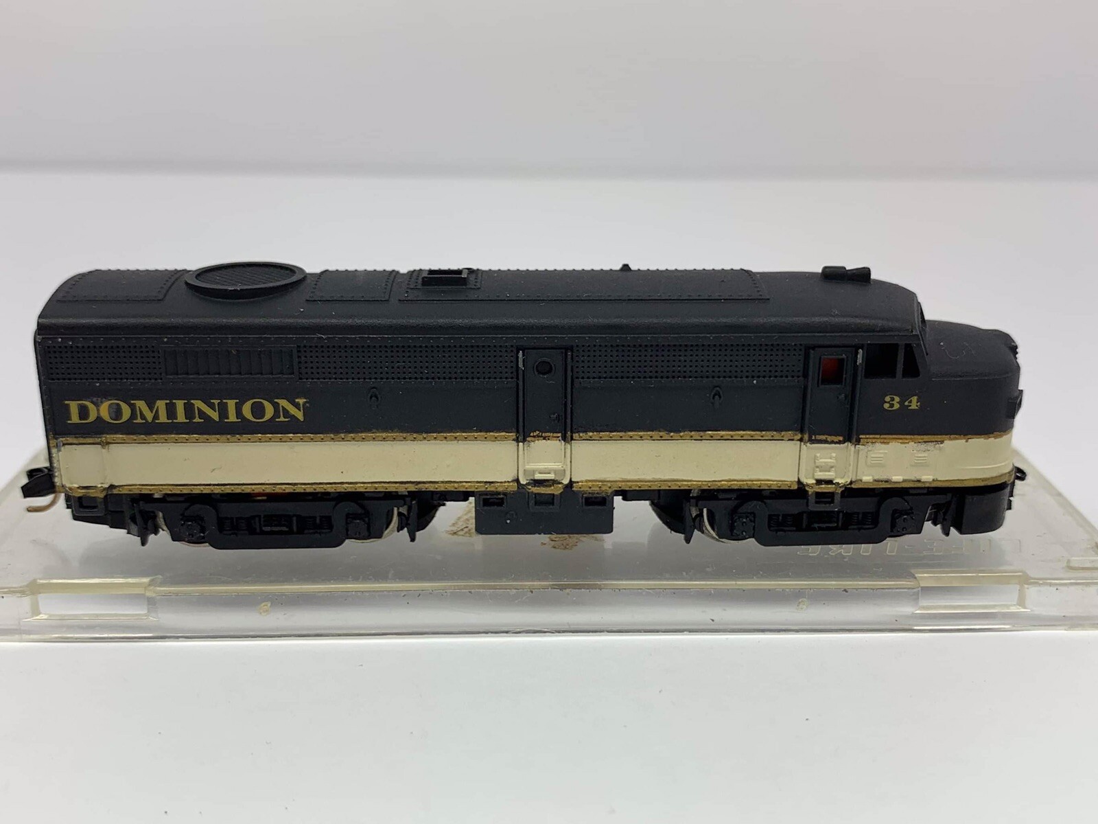 Arnold Rapido N #34 Dominion Diesel Model Locomotive