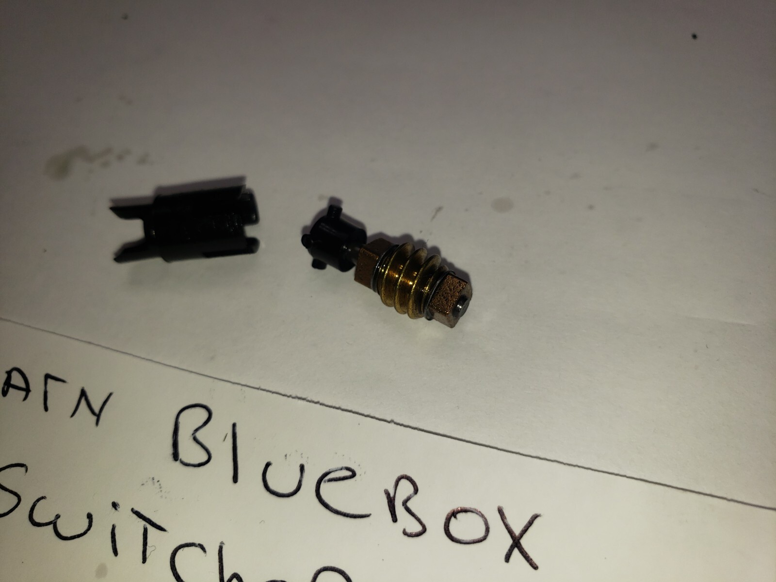 S12 HO WORM GEAR COUPLER ASSEMBLY Athearn S12 Switcher Diesel Locomotive