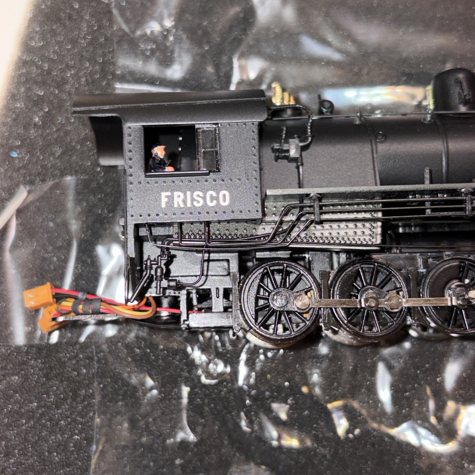 Bachmann Spectrum HO 2-10-0 Russian Decapod Frisco DCC Ready Tender 81705