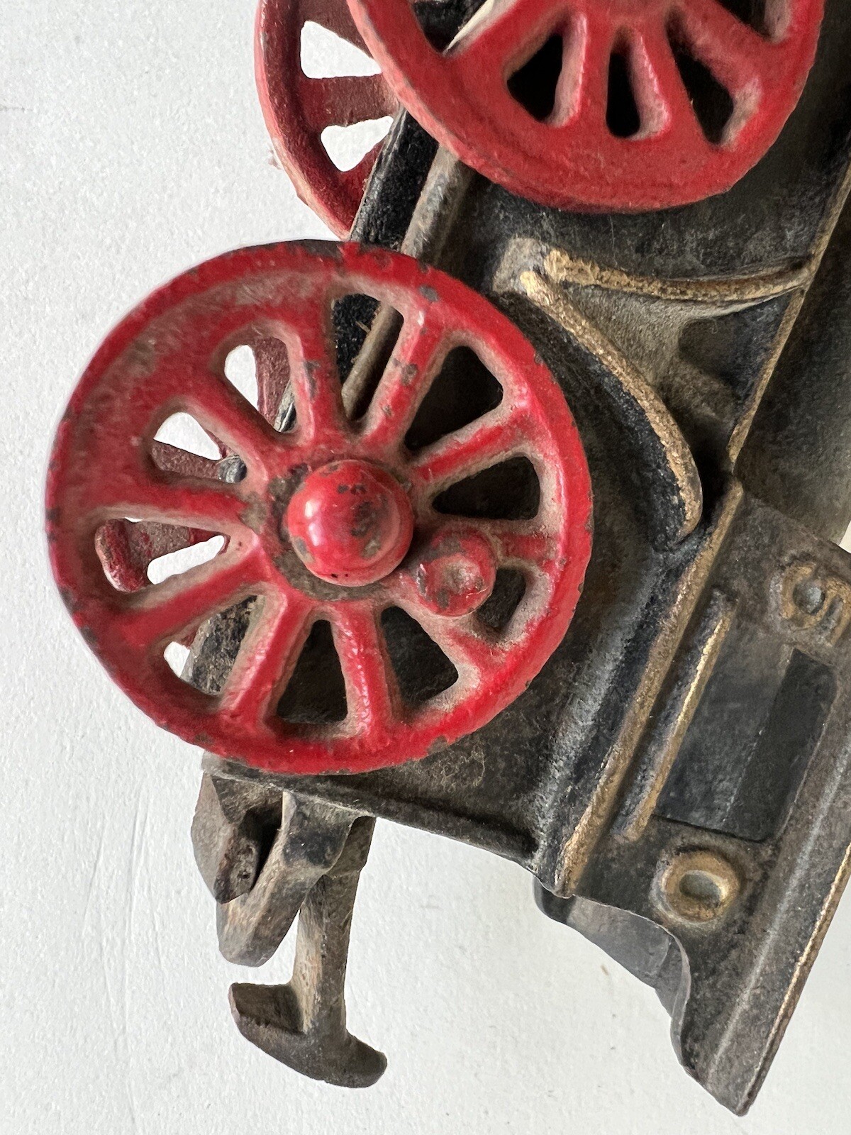 ANTIQUE Marked “5 0″ Cast Iron Steam Locomotive Train Original Hand Paint 8.5”