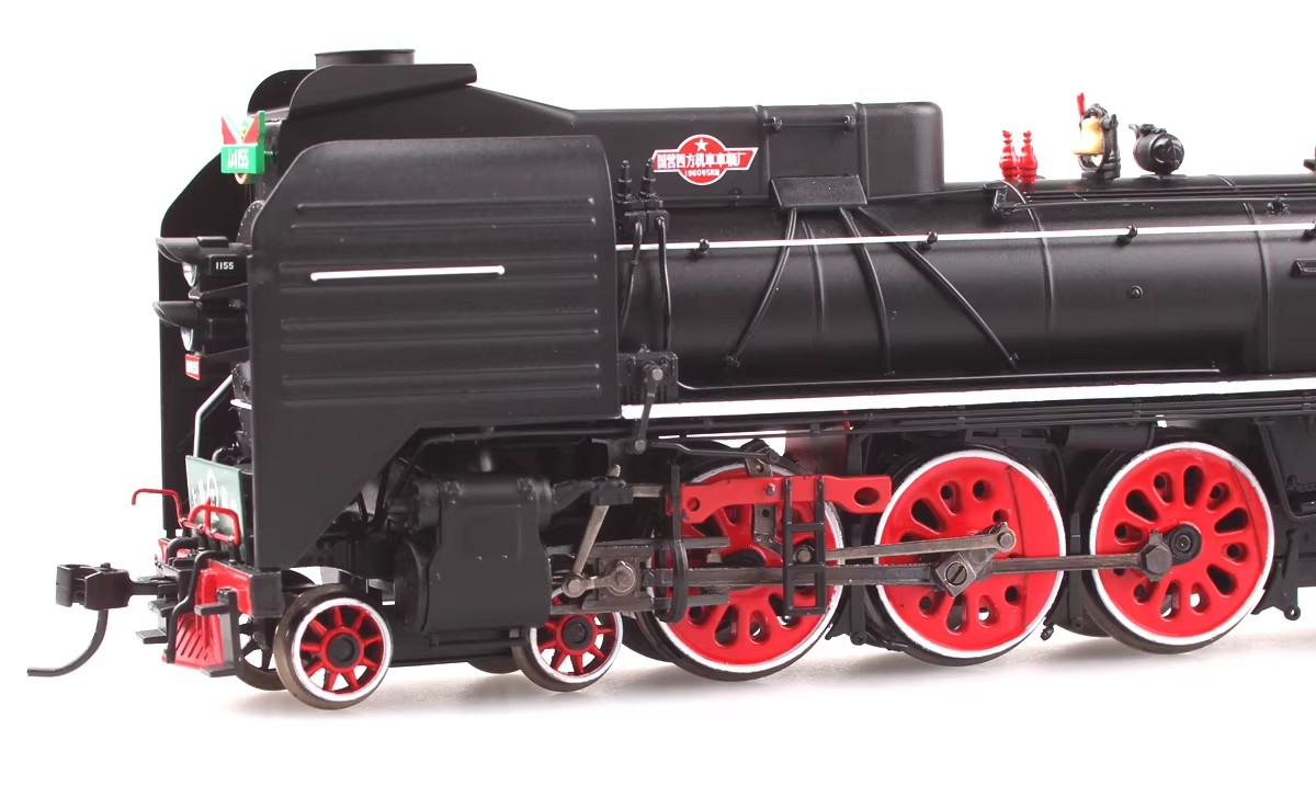 China Railway RM Class Steam Locomotive with Tender (DC) Train Model Ornament