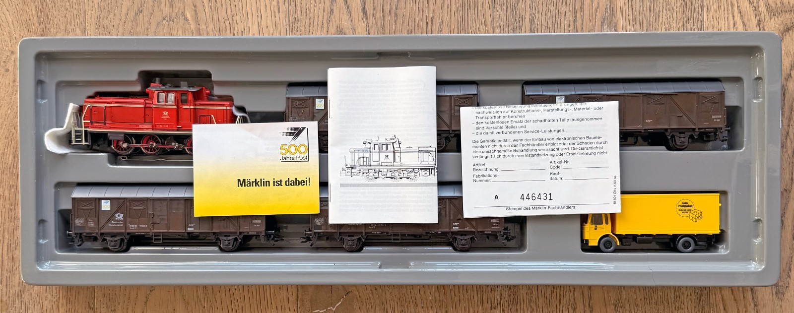 MARKLIN 2890 HO H0 FREIGHT TRAIN OF THE GERMAN FEDERAL POSTAL SERVICE