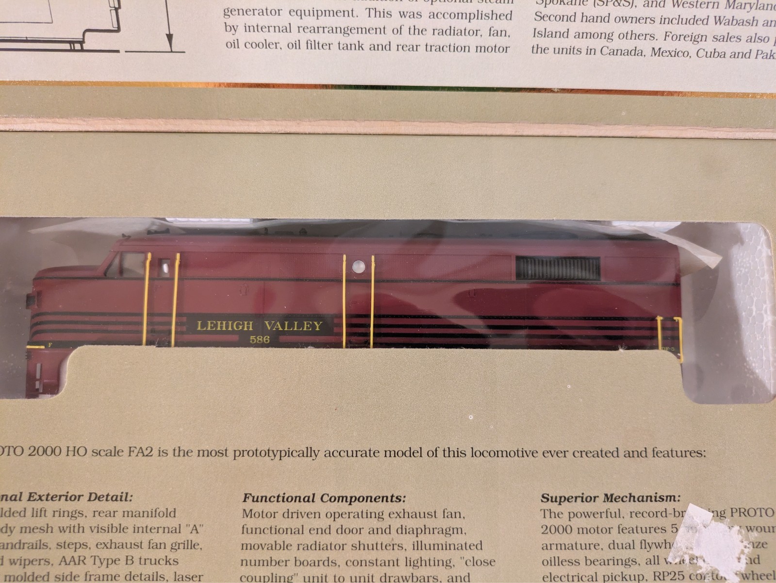 HO Alco FA2 LV Lehigh Valley DC NIB NOS # 8365