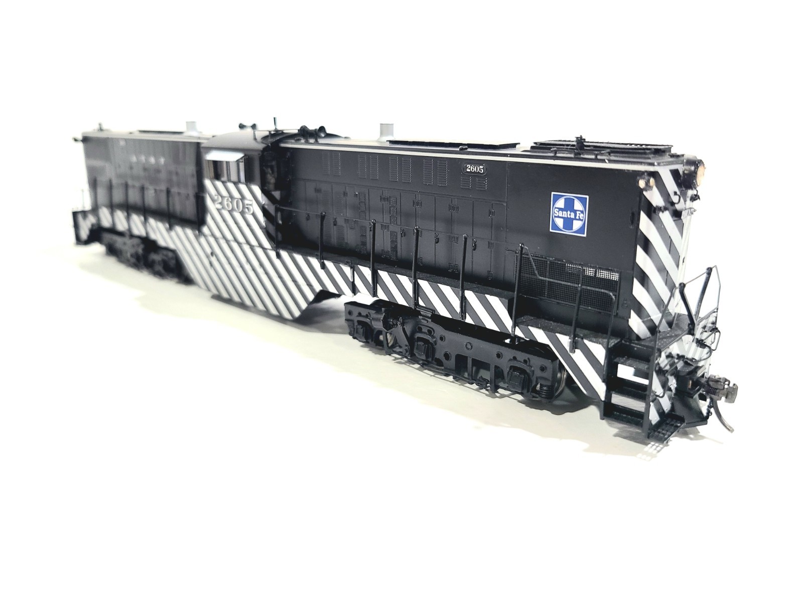 Division Point AT&SF Baldwin Center Cab Santa Fe #2605 HO Brass DP-1100B DCC
