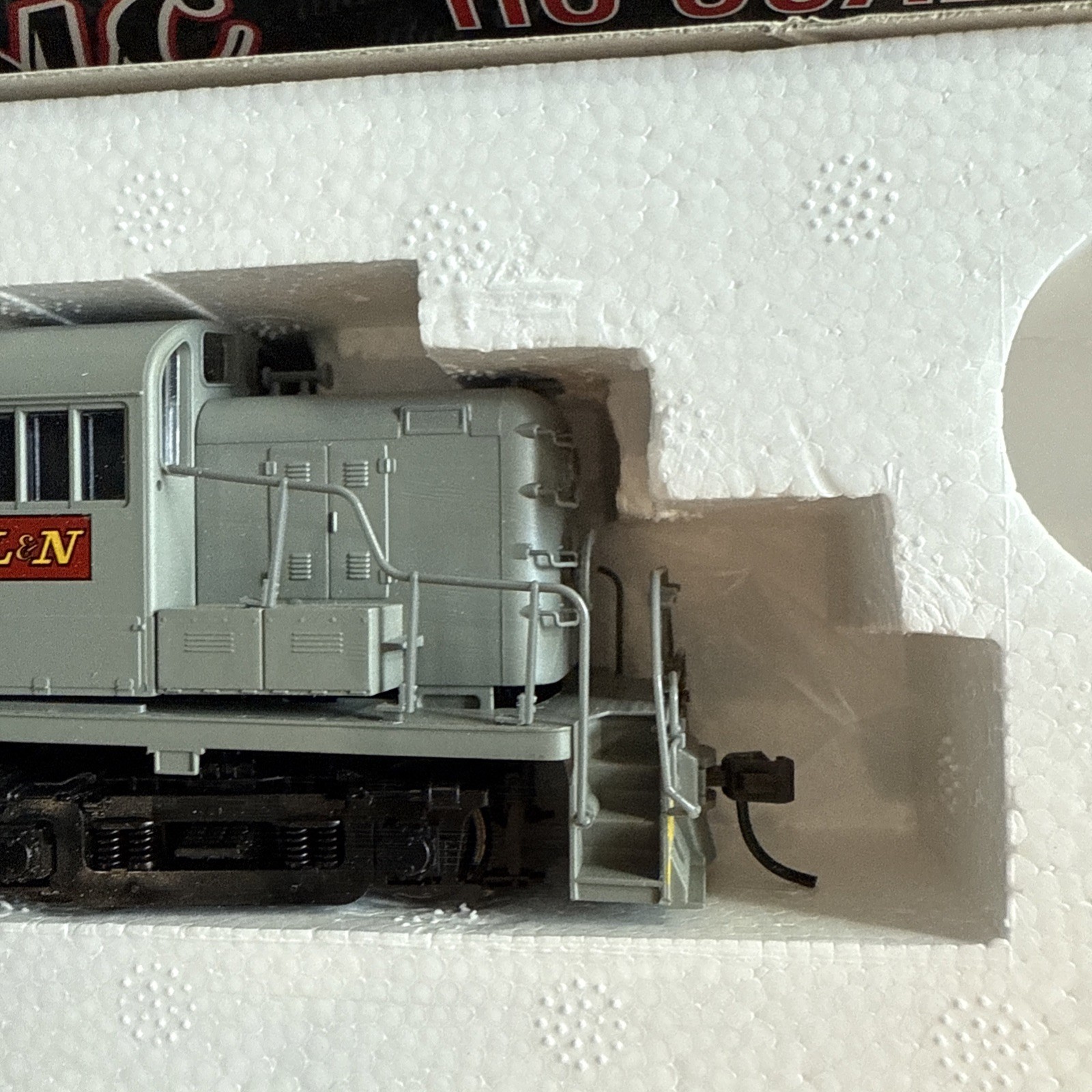 Atlas Classic HO Locomotive 8475 ALCO RS-3 L&N Louisville And Nashville No #