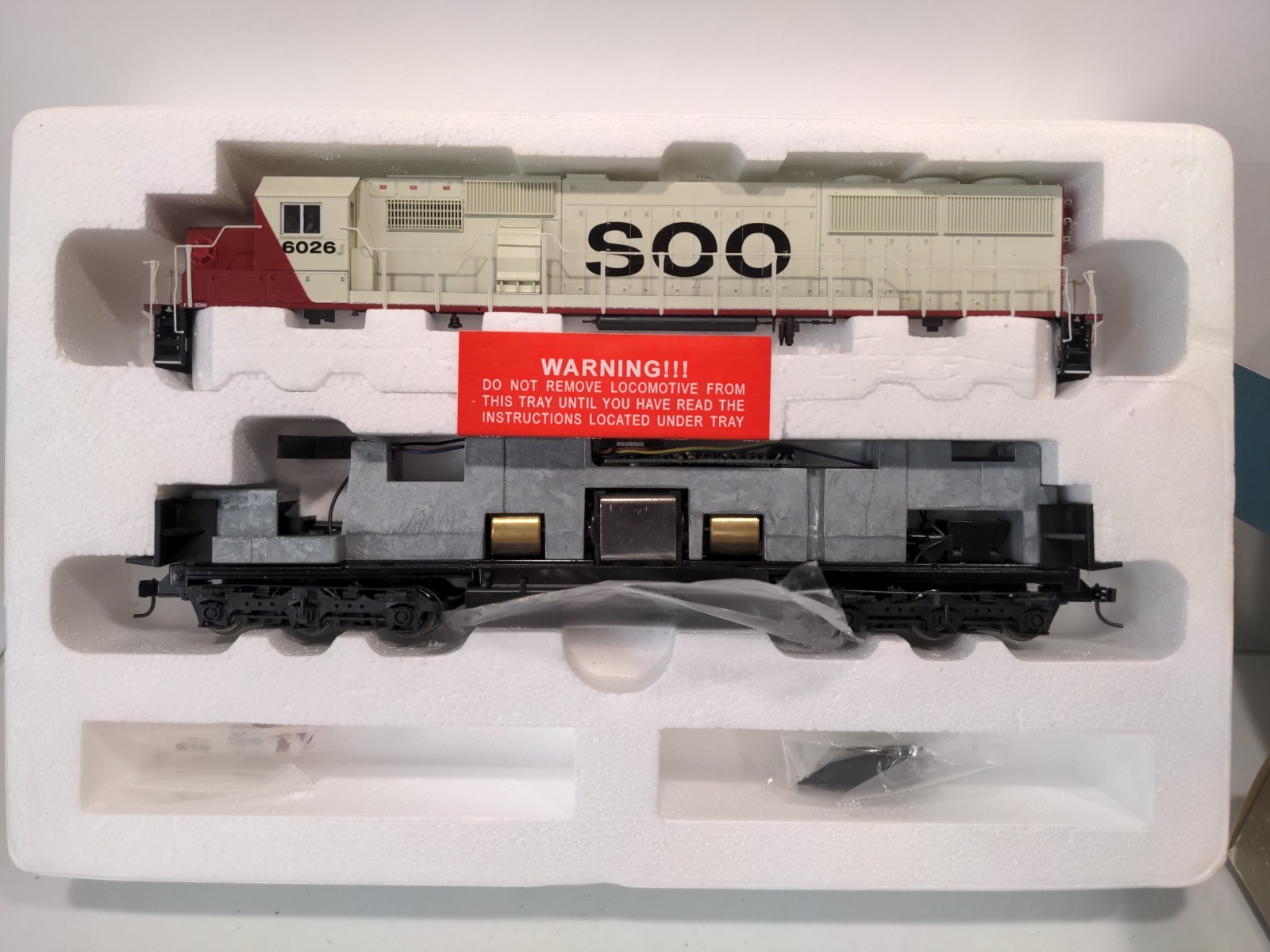 Proto 2000 HO Soo Line EMD SD60 SOO 6026 23512 LN