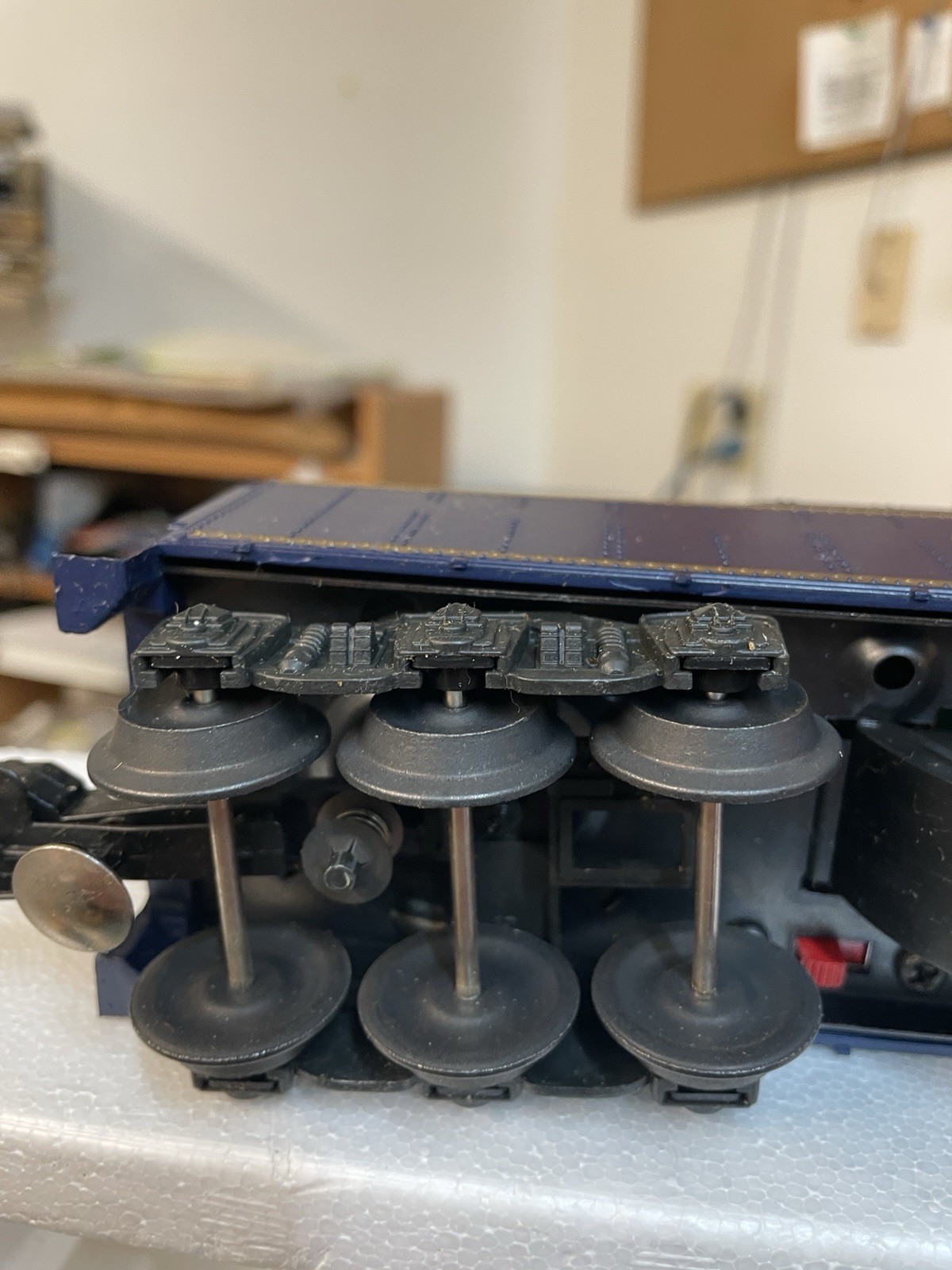 Lionel Wabash 4-6-2 Steam Locomotive & Tender Sound/Smoke 6-8610 With Six Cars.