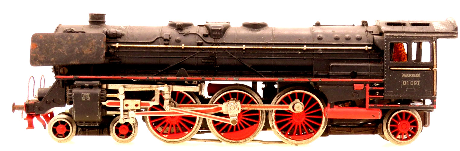 Marklin 3 Rail HO Steam Locomotive F800 01097 in good condition INV 648 Box H