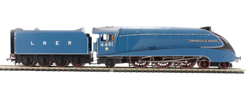 Hornby R3095 LNER A4 Commonwealth of Australia 75th Anniv L/Ed DCC READY MIB