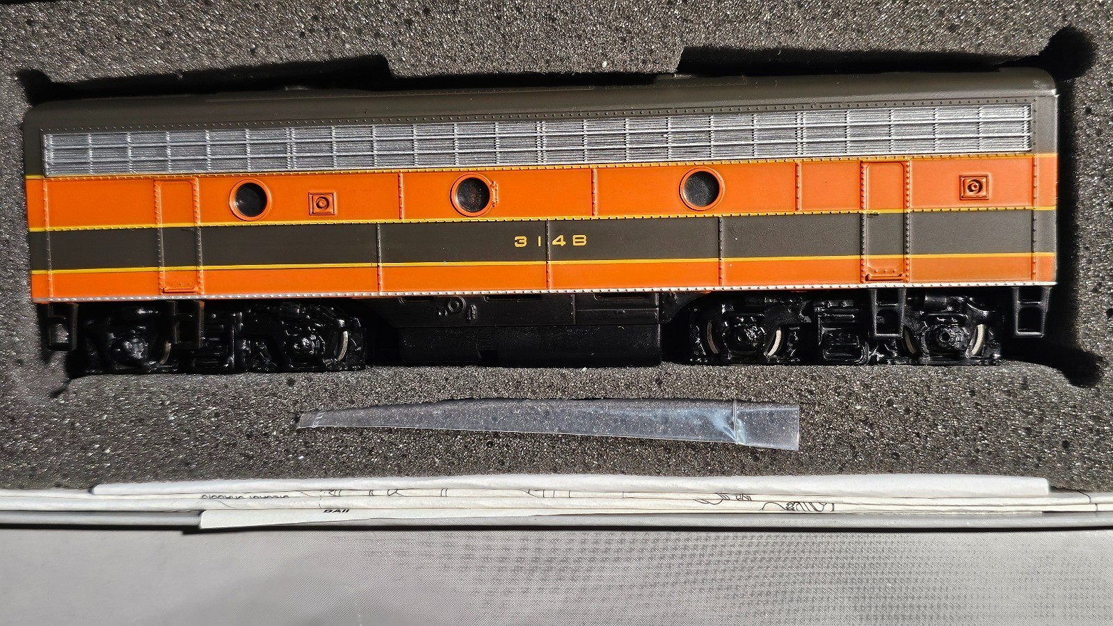 Bachmann Plus HO EMD F7B GN#314B #31210 New In Open Box