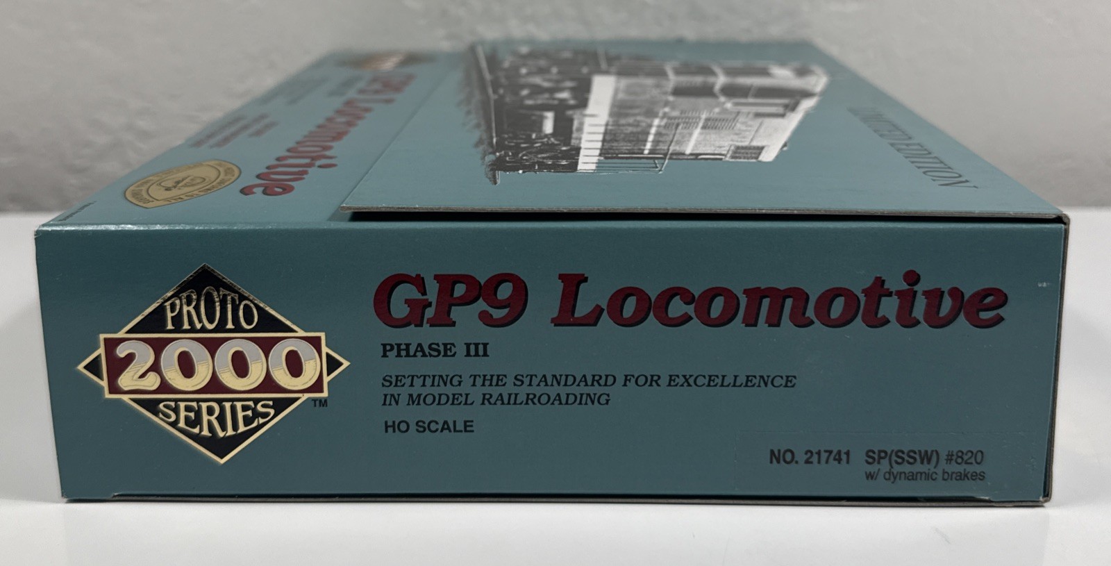 Proto 2000 Series HO Scale GP9 Phase III Item#21741 SP(SSW) #820 Loco PARTS ONLY