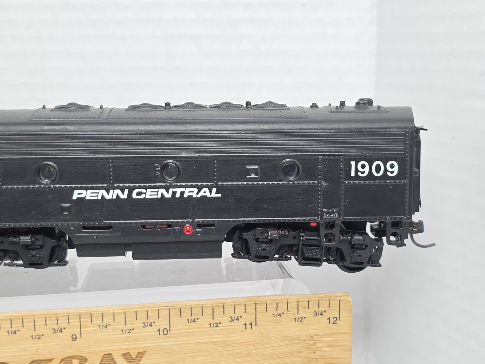 Athearn HO Scale Custom Paint Penn Central F7 Diesel Loco AB Units PC 1805 Runs