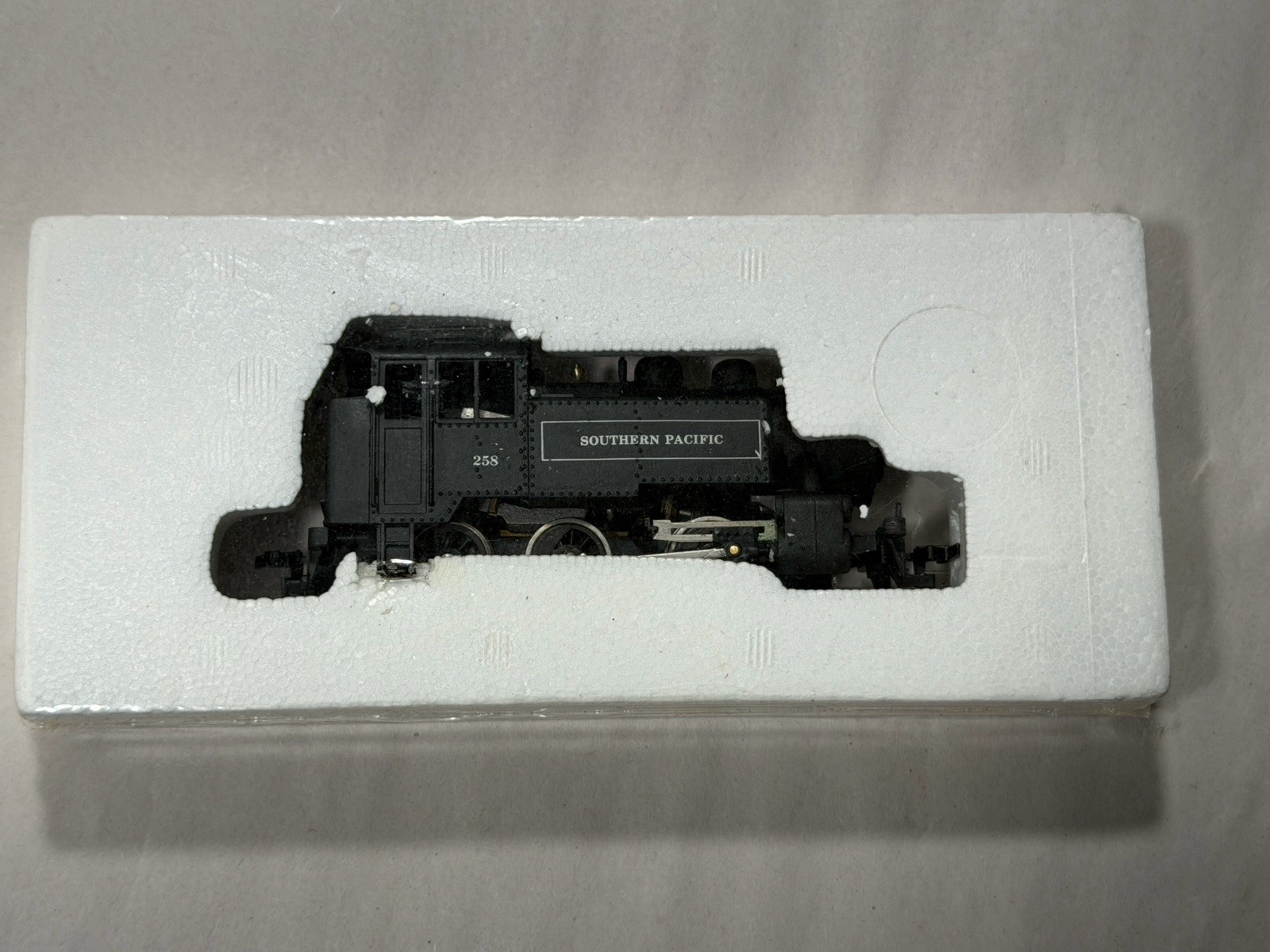 Vintage Factory Sealed Mantua 0-6-0 Little Six Southern Pacific 258 HO 302-011