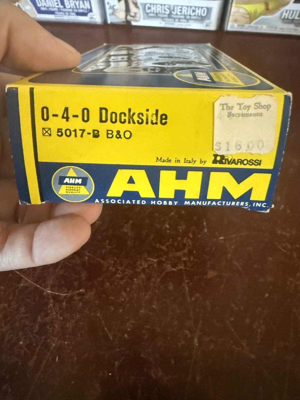 AHM HO Scale 5017-B 0-4-0 Dockside Locomotive – Untested With Box