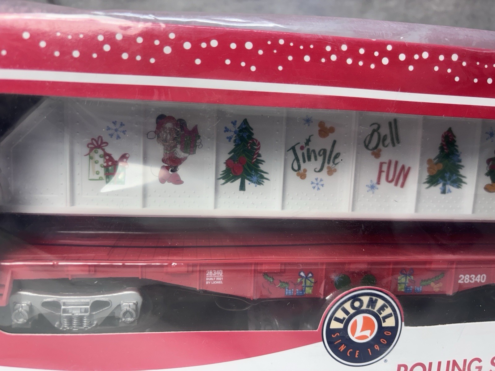 Lionel Mickey & Friends Christmas Flatcar with Girders NIB 2128340 BX-3