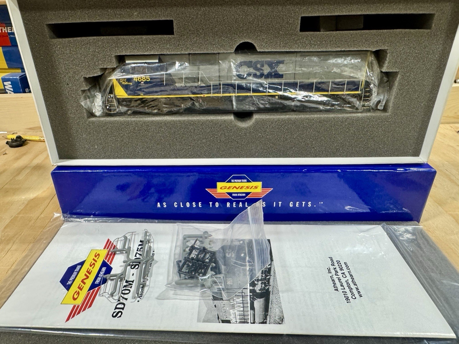 Athearn Genesis G6159 HO SD70M CSX Rd #4685 W/engine Crew Read