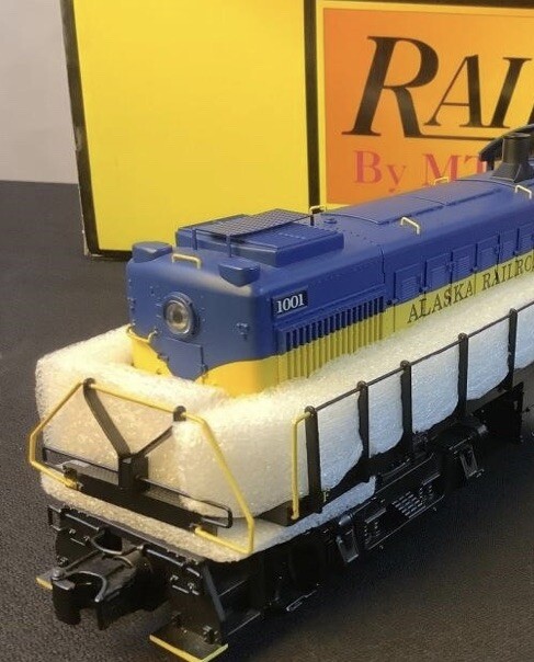 MTH RAILKING SCALE ALASKA RAILROAD ALCO RS-1 DIESEL ENGINE 30-2734-1! O GAUGE