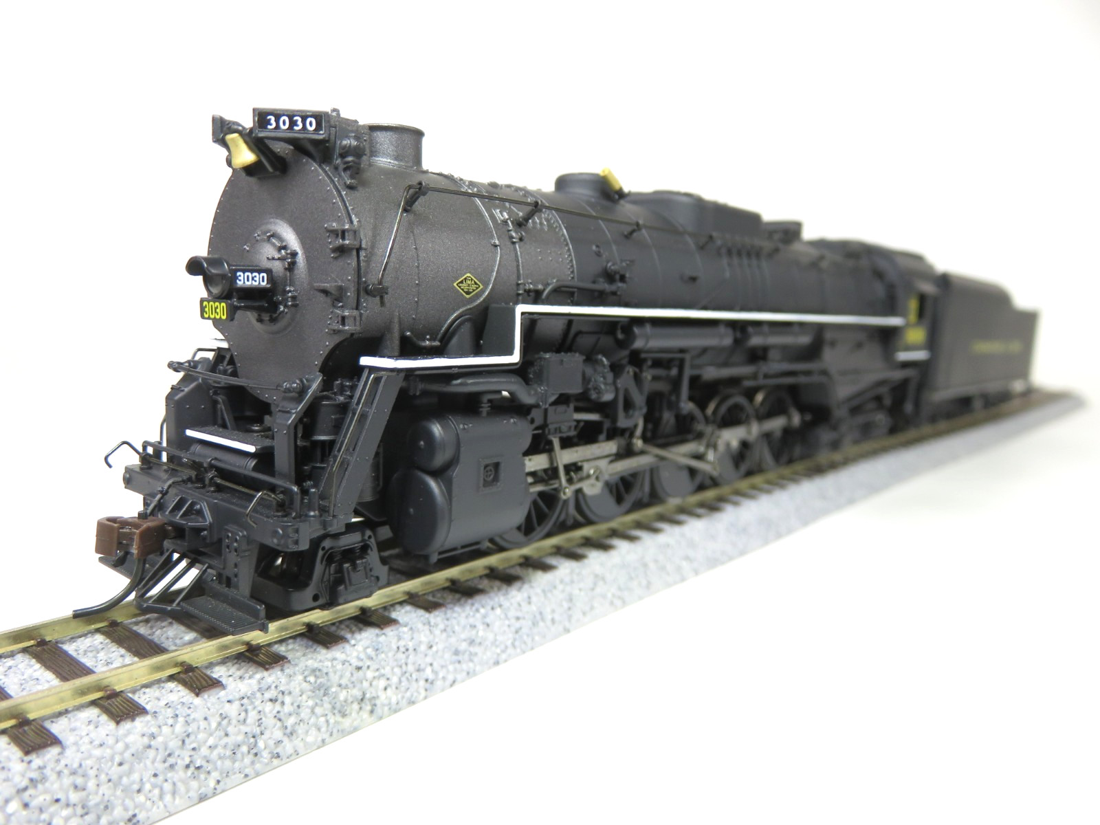 Broadway Limited 035 HO Scale Chesapeake & Ohio 2-10-4 T1 Locomotive DCC/Sound