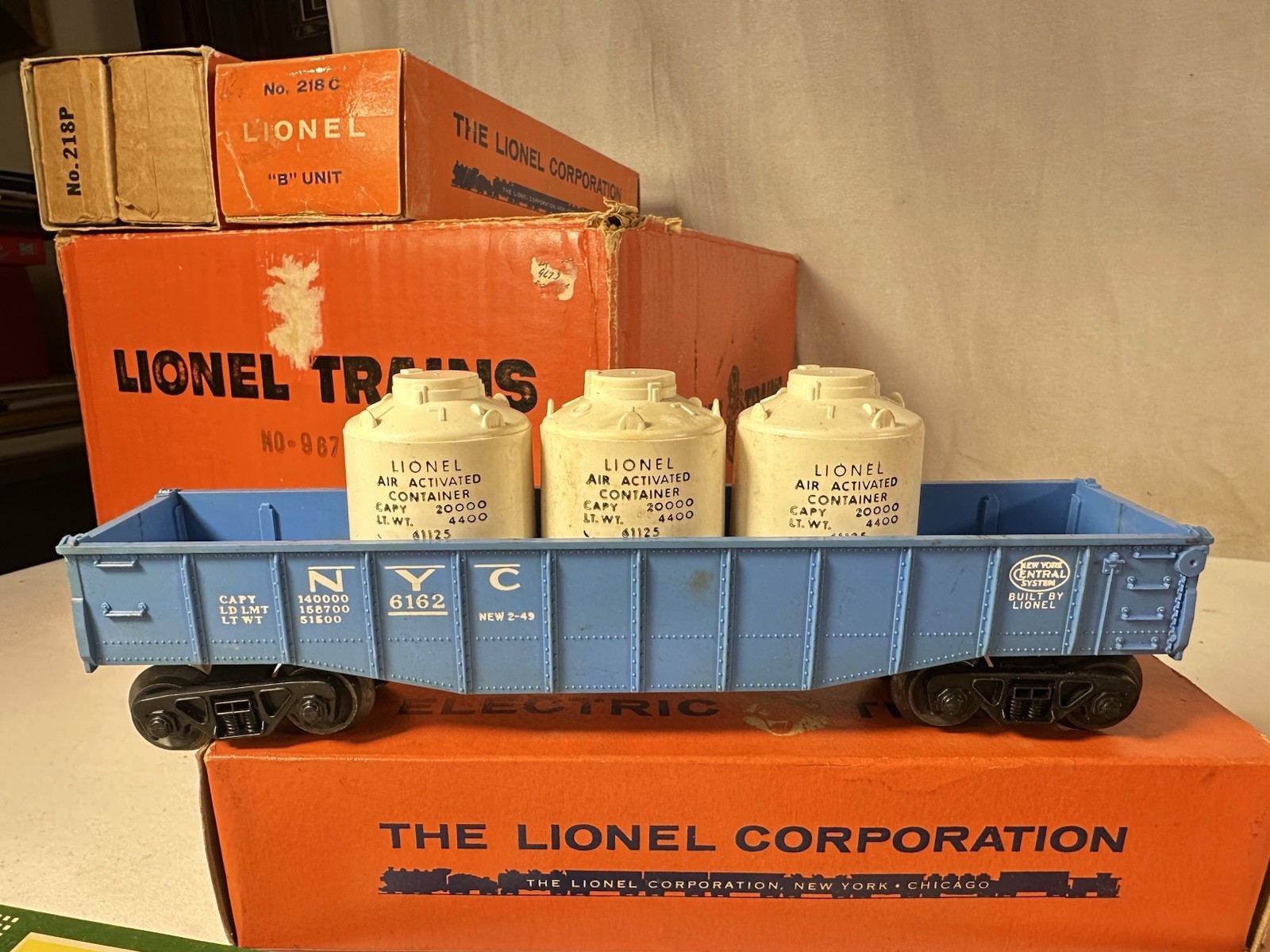 Beautiful Lionel Original Postwar BOXED Santa Fe Sears Promotional Set #9673!