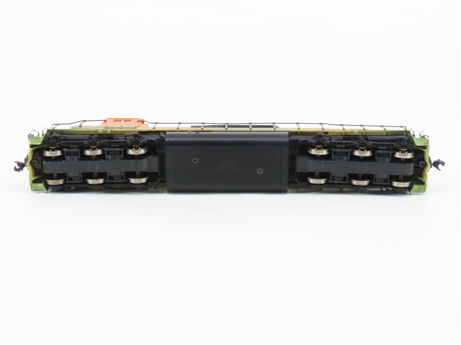 HO Scale KATO 37-3902 BNSF Railway SD40-2 Diesel Locomotive #6340