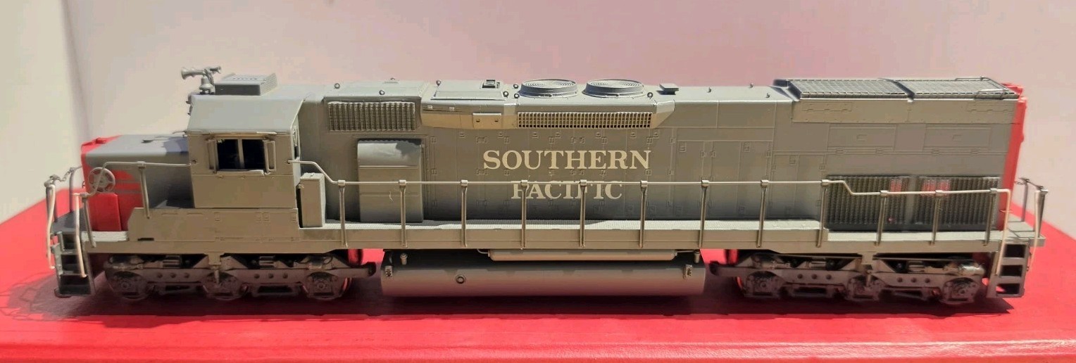 Key Imports HO Scale Brass EMD SD-40T2 Diesel Southern Pacific Custom Series #28