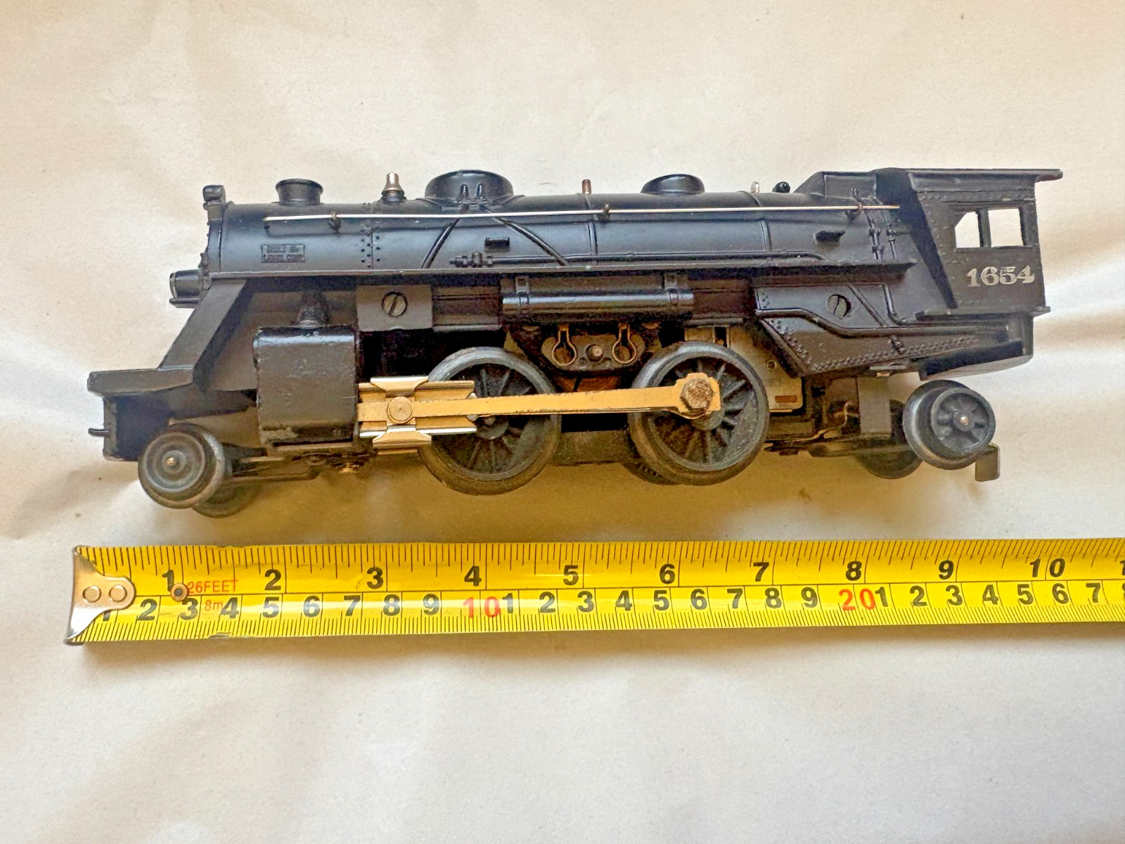Lionel Vintage Original 1654 Locomotive With Box, 1940’s