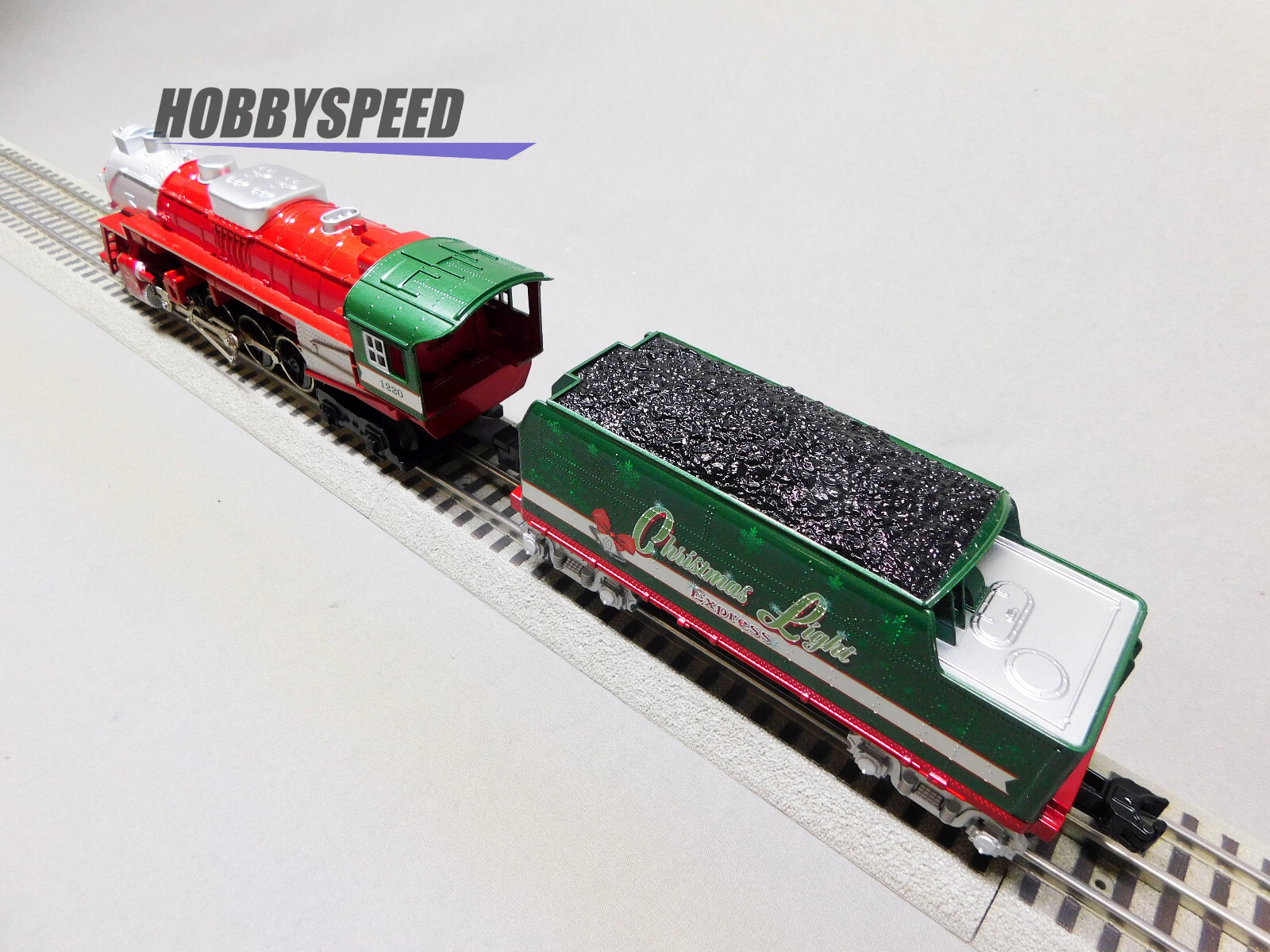 LIONEL CHRISTMAS LIGHT EXPRESS LIONCHIEF STEAM LOCOMOTIVE O GAUGE 2123100-E NEW